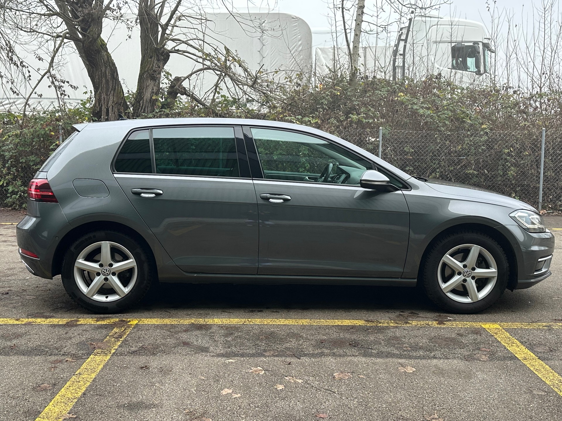 VW Golf 1.4 TSI Highline DSG-showroom-element-3