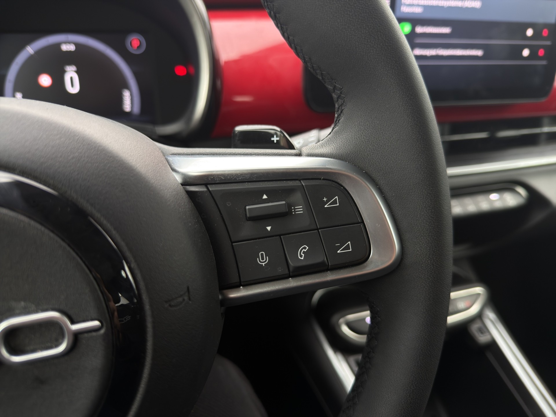 FIAT 600 1.2 Hybrid MHEV 145 Cult-image-28