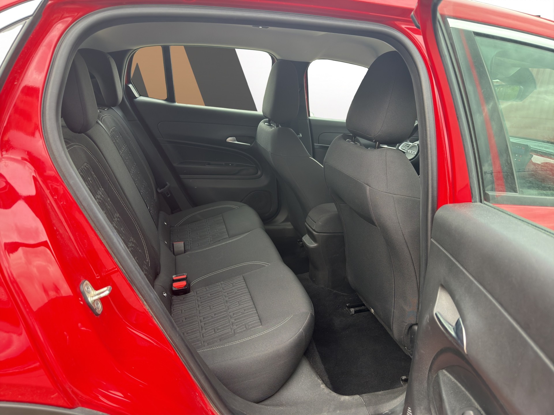 FIAT 600 1.2 Hybrid MHEV 145 Cult-image-11
