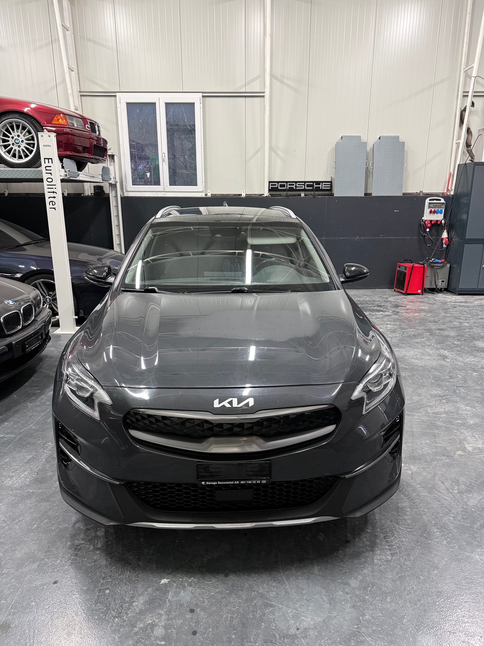 KIA Xceed 1.6 GDi Plug-in Hybrid Style DCT-image-3