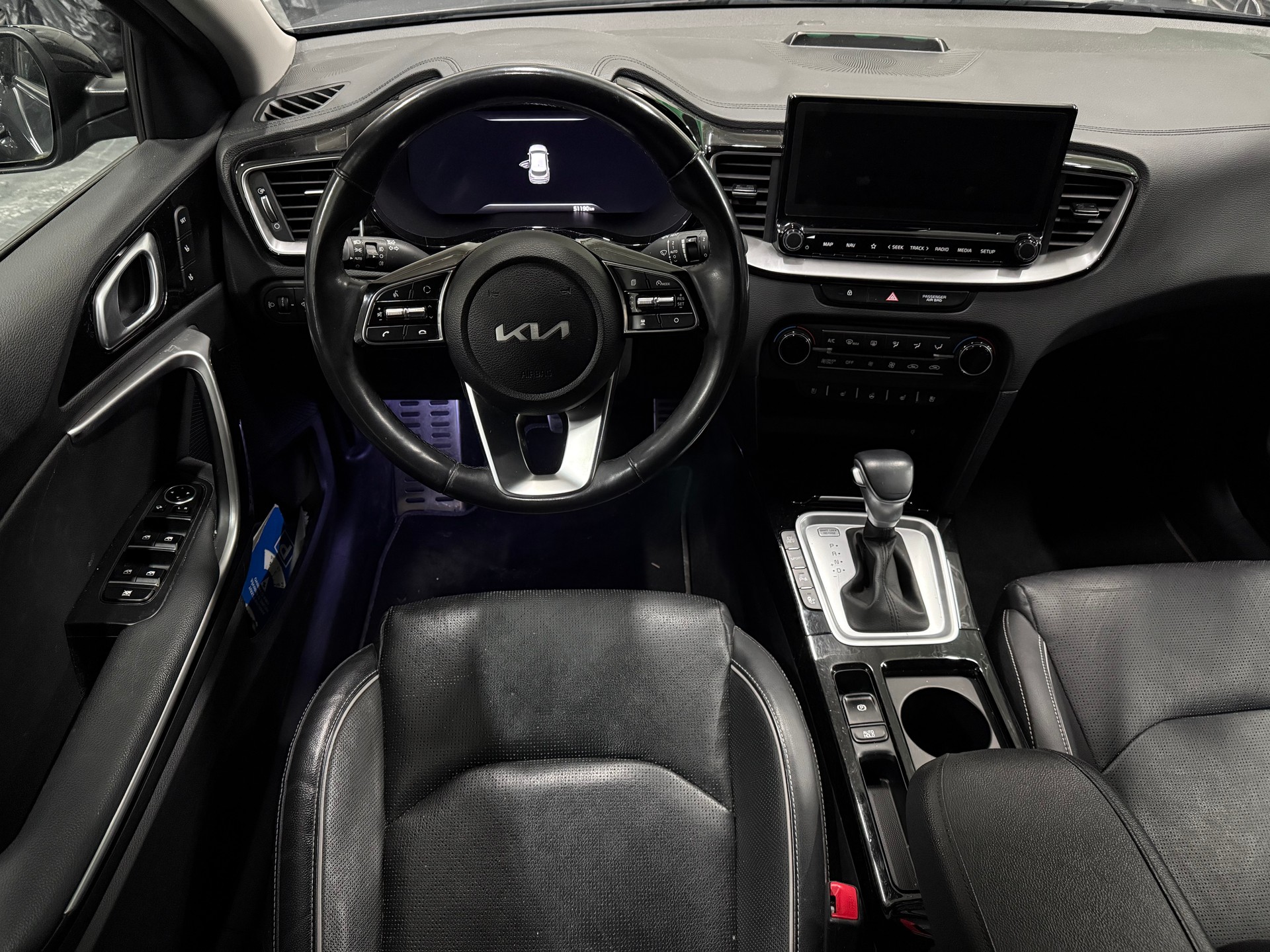 KIA Xceed 1.6 GDi Plug-in Hybrid Style DCT-image-7