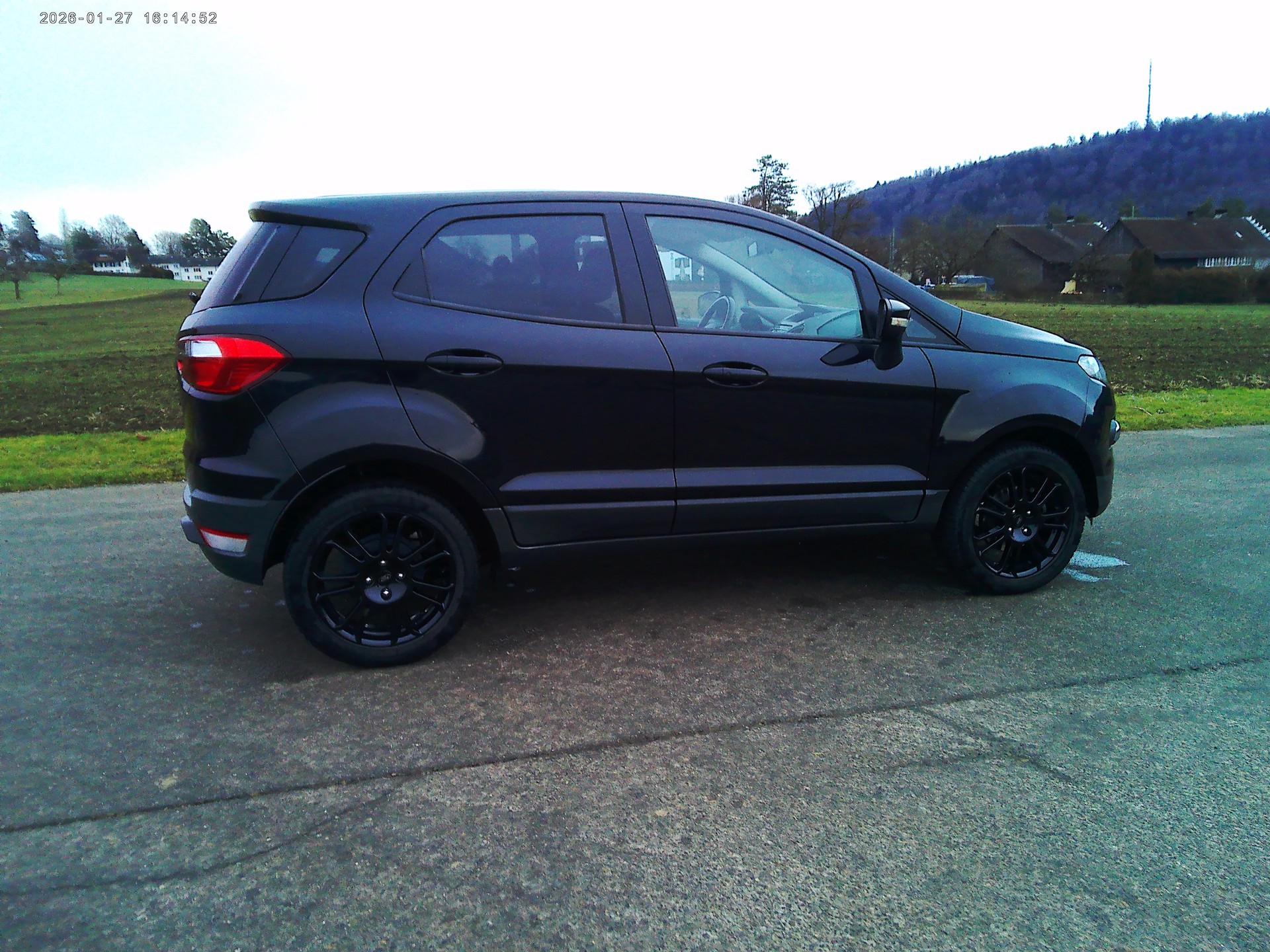 FORD EcoSport 1.0 SCTi Titanium-image-10