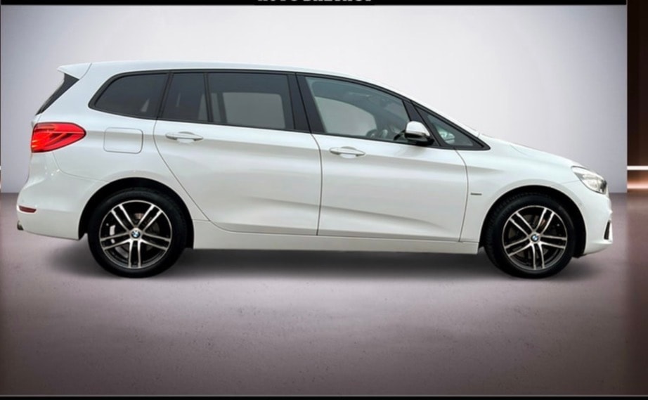 BMW 220i Gran Tourer Luxury Line Steptronic-7 SITZPLÄTZE - Frisch MFK,Service,1Jahr GARANTIE-Neue Bremsen vorne und hinten-image-6