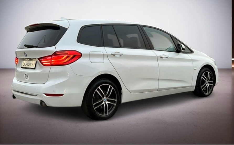 BMW 220i Gran Tourer Luxury Line Steptronic-7 SITZPLÄTZE - Frisch MFK,Service,1Jahr GARANTIE-Neue Bremsen vorne und hinten-image-5