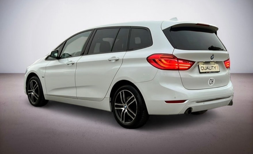 BMW 220i Gran Tourer Luxury Line Steptronic-7 SITZPLÄTZE - Frisch MFK,Service,1Jahr GARANTIE-Neue Bremsen vorne und hinten-image-4