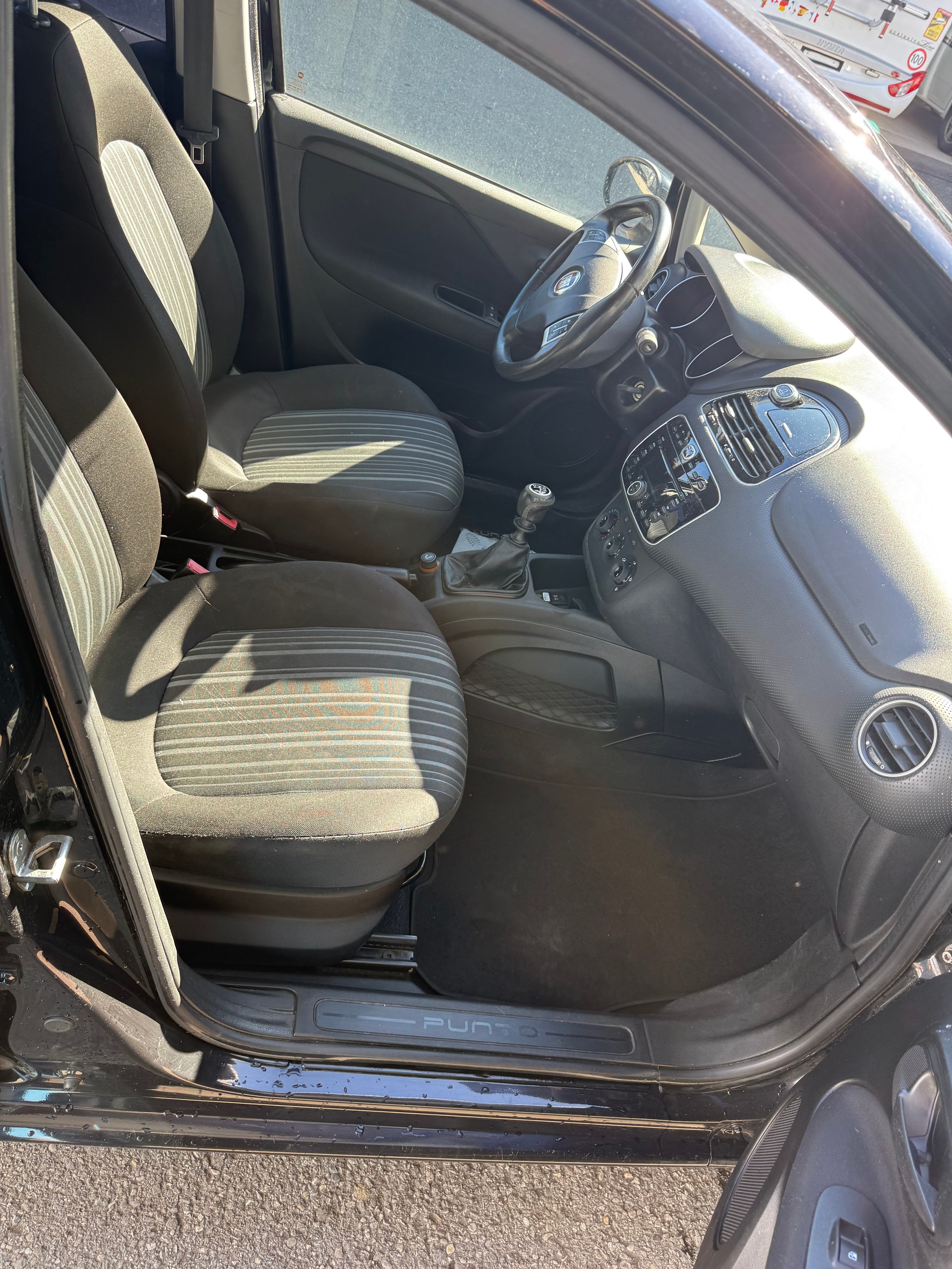 FIAT Punto Evo 1.4 Dynamic-image-8