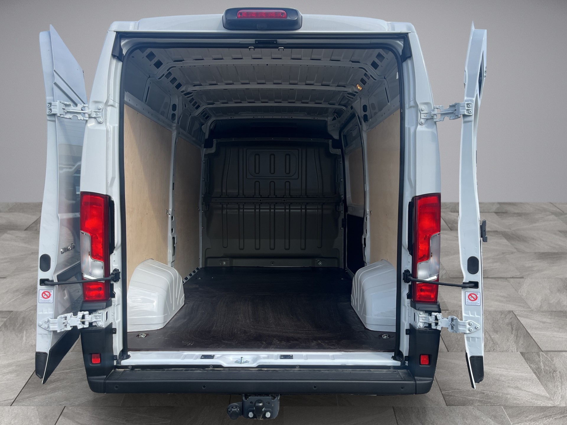 CITROEN Jumper 2.2 BlueHDi 140 L2H2 Automatic Getriebe.-image-14