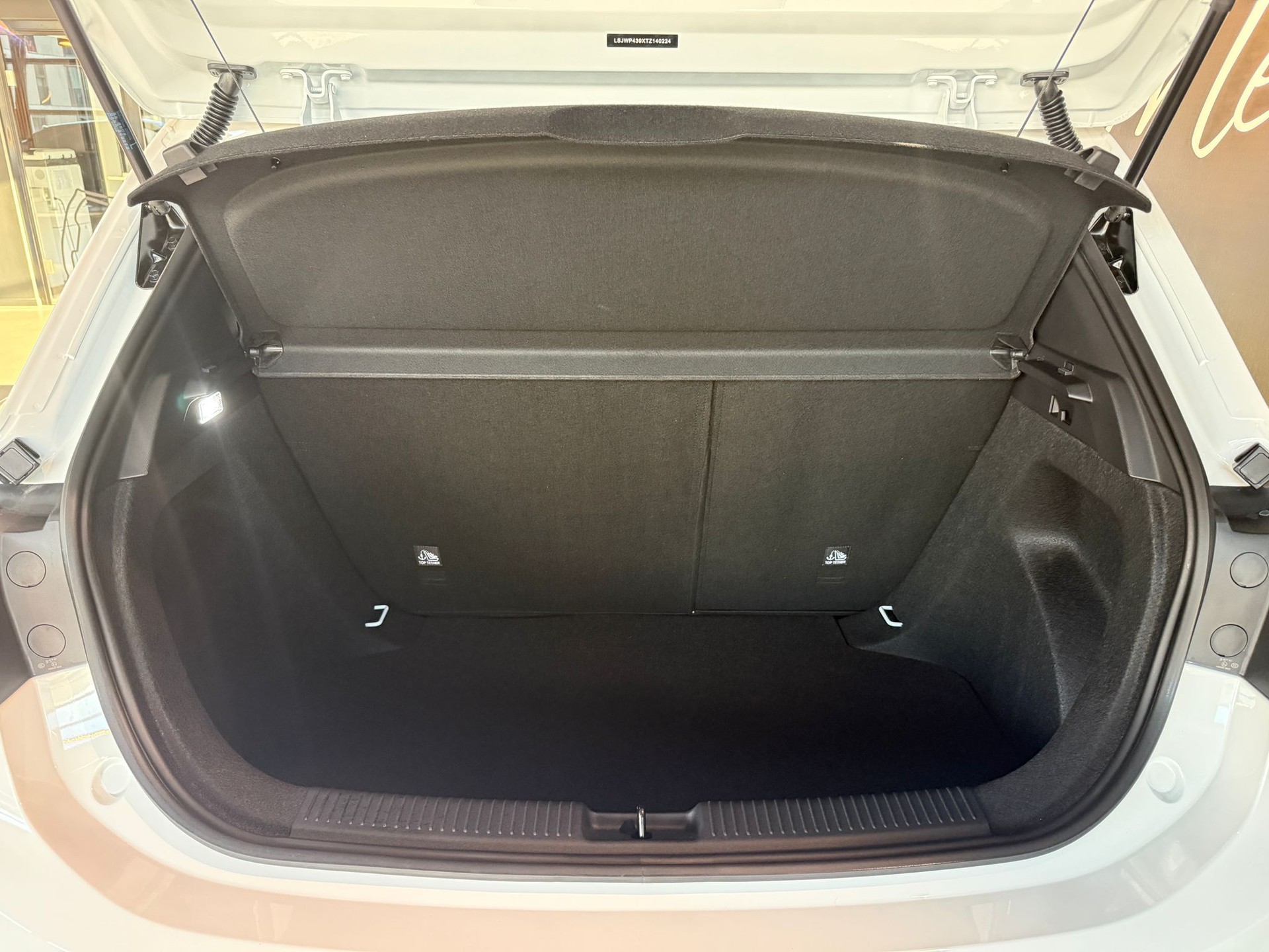 MG 3 1.5 Hybrid Luxury Aut.-image-22