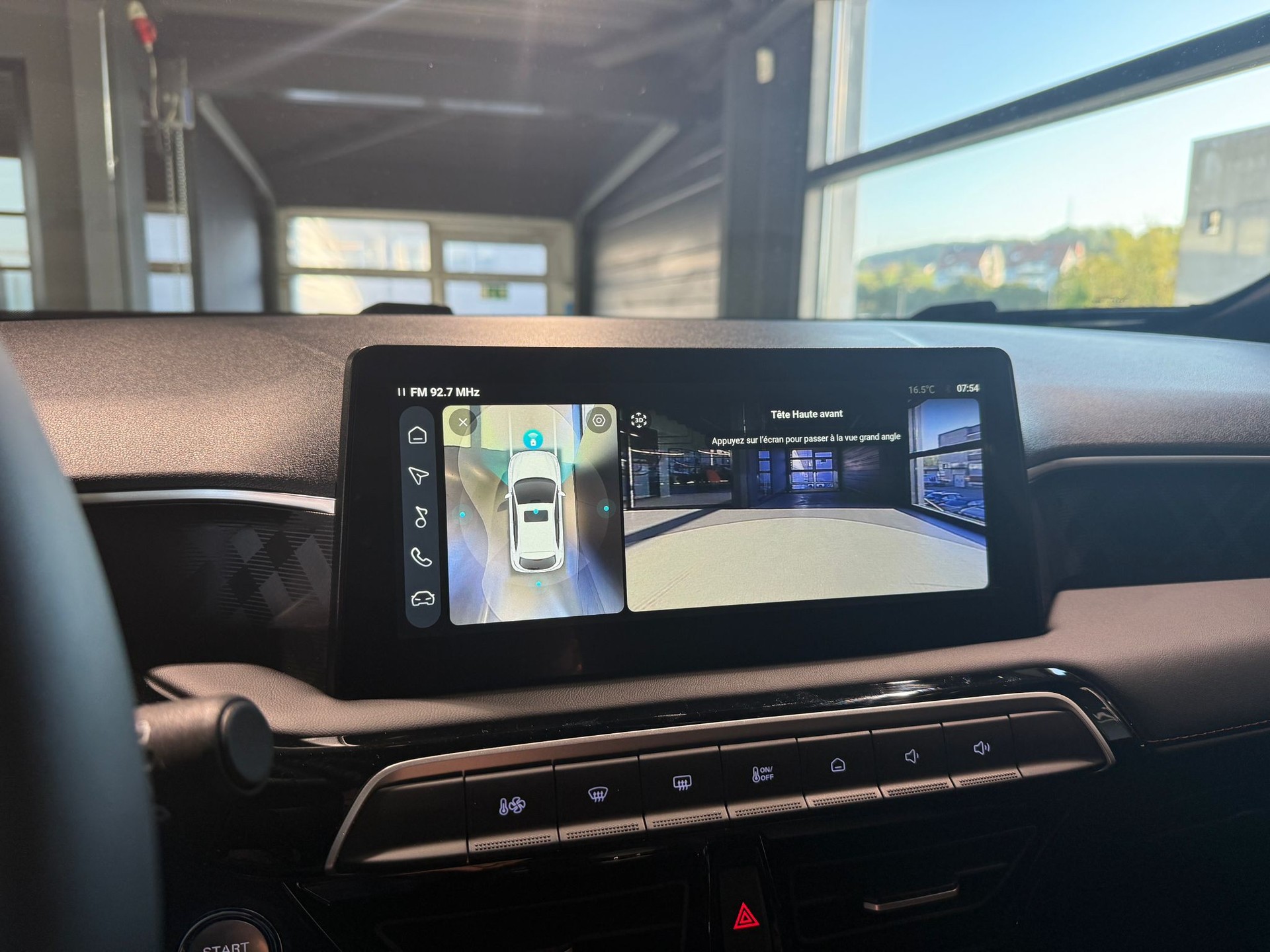 MG 3 1.5 Hybrid Luxury Aut.-image-17