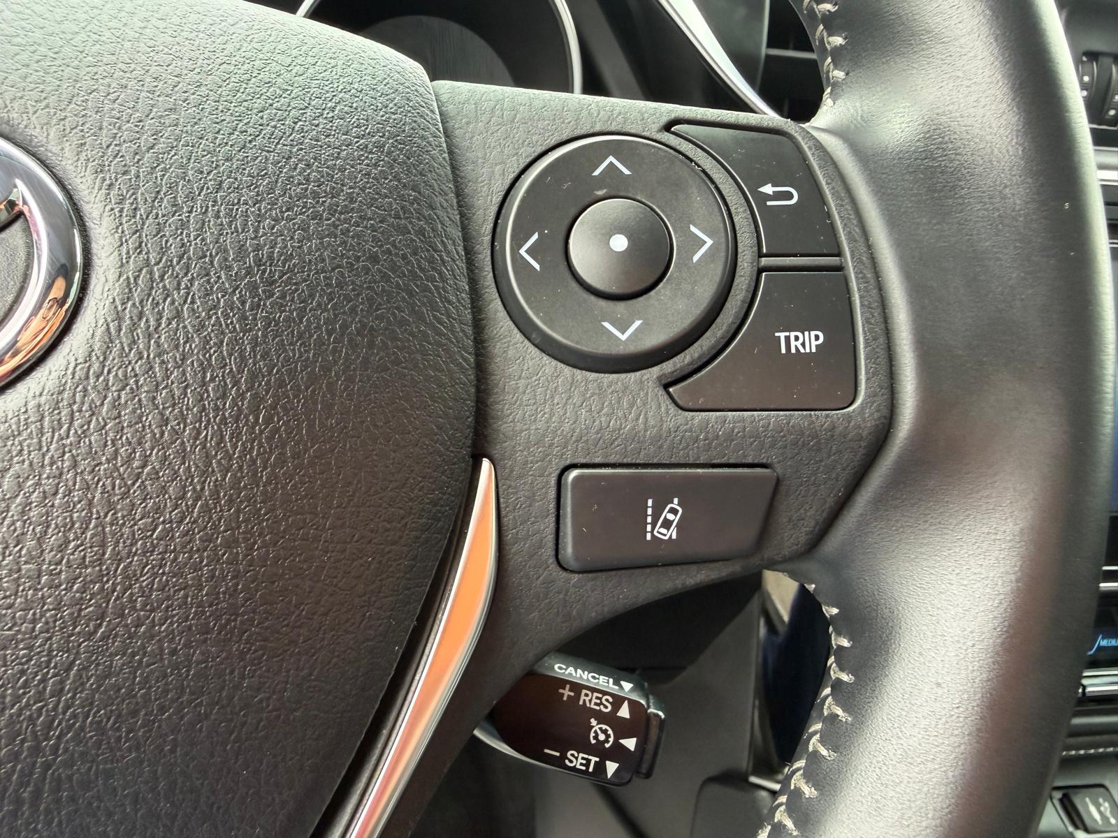 TOYOTA Auris Touring Sports 1.8 HSD Trend-image-16