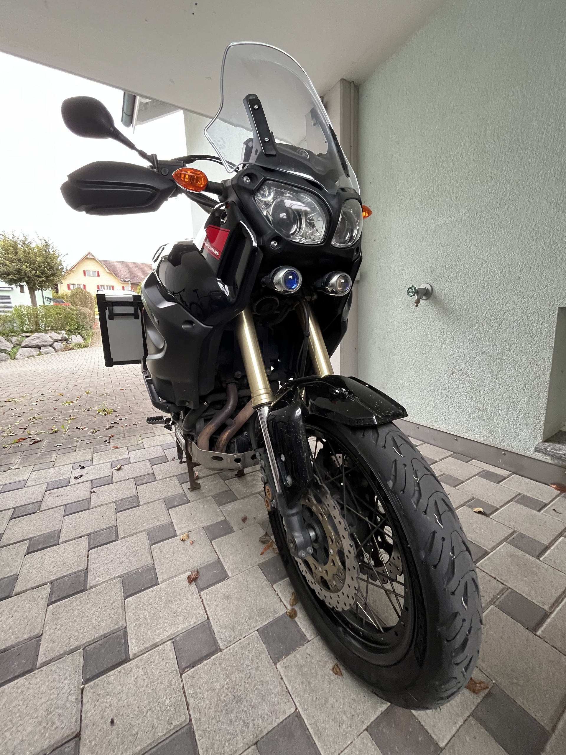 YAMAHA XT 1200 Z Super Ténéré-image-4