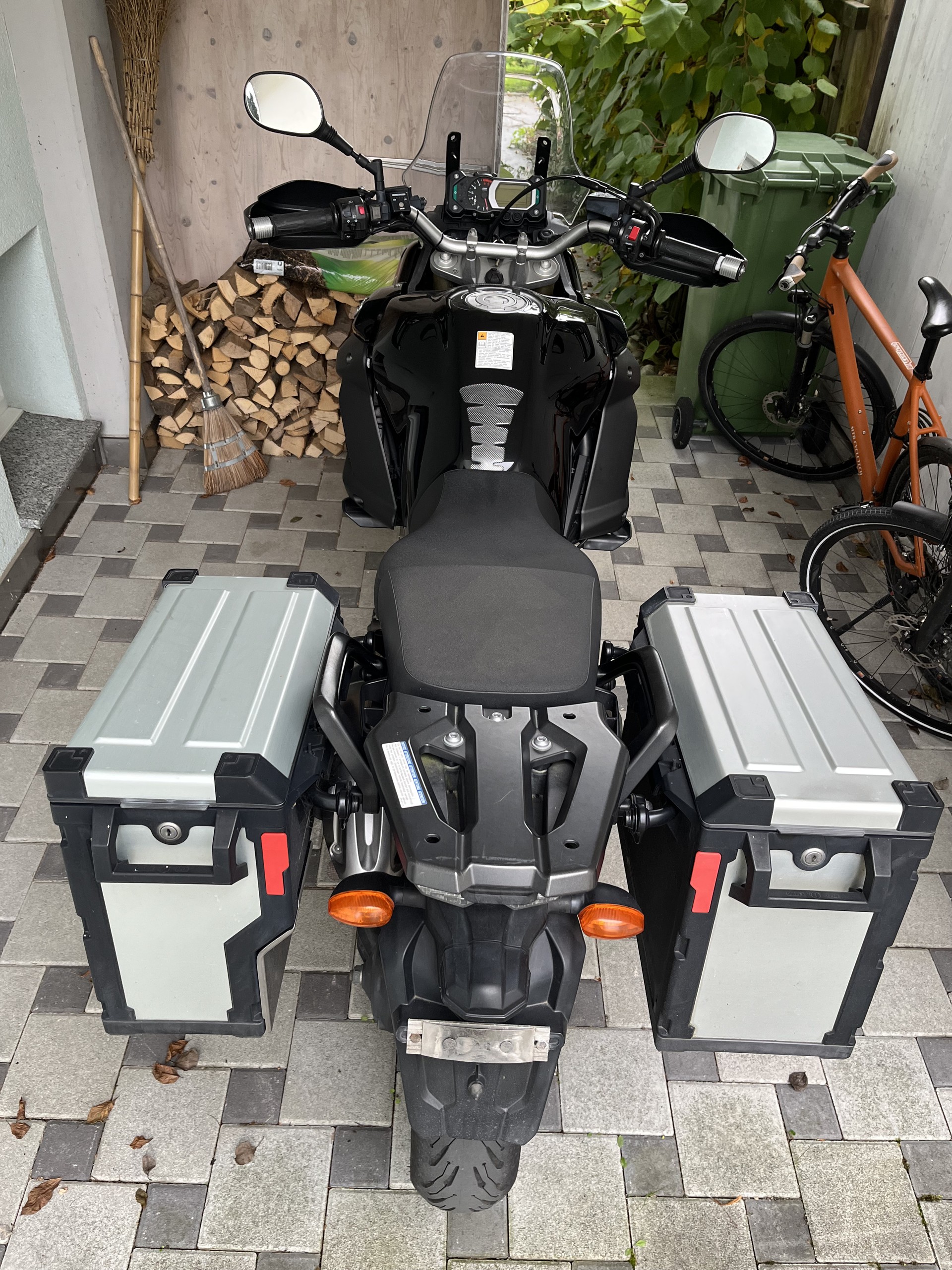 YAMAHA XT 1200 Z Super Ténéré-image-3