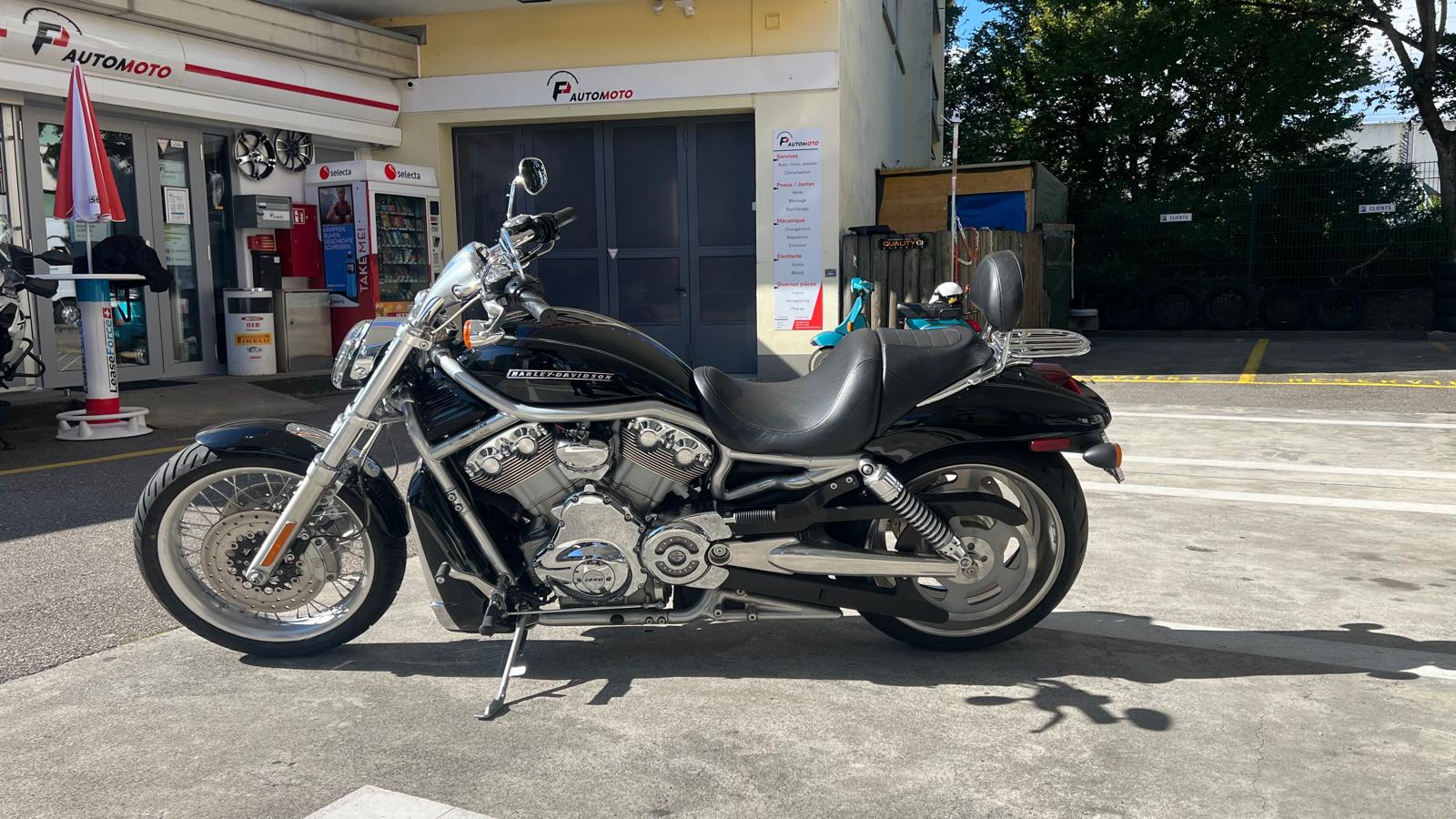 HARLEY-DAVIDSON VRSCAW V-Rod ABS-image-1