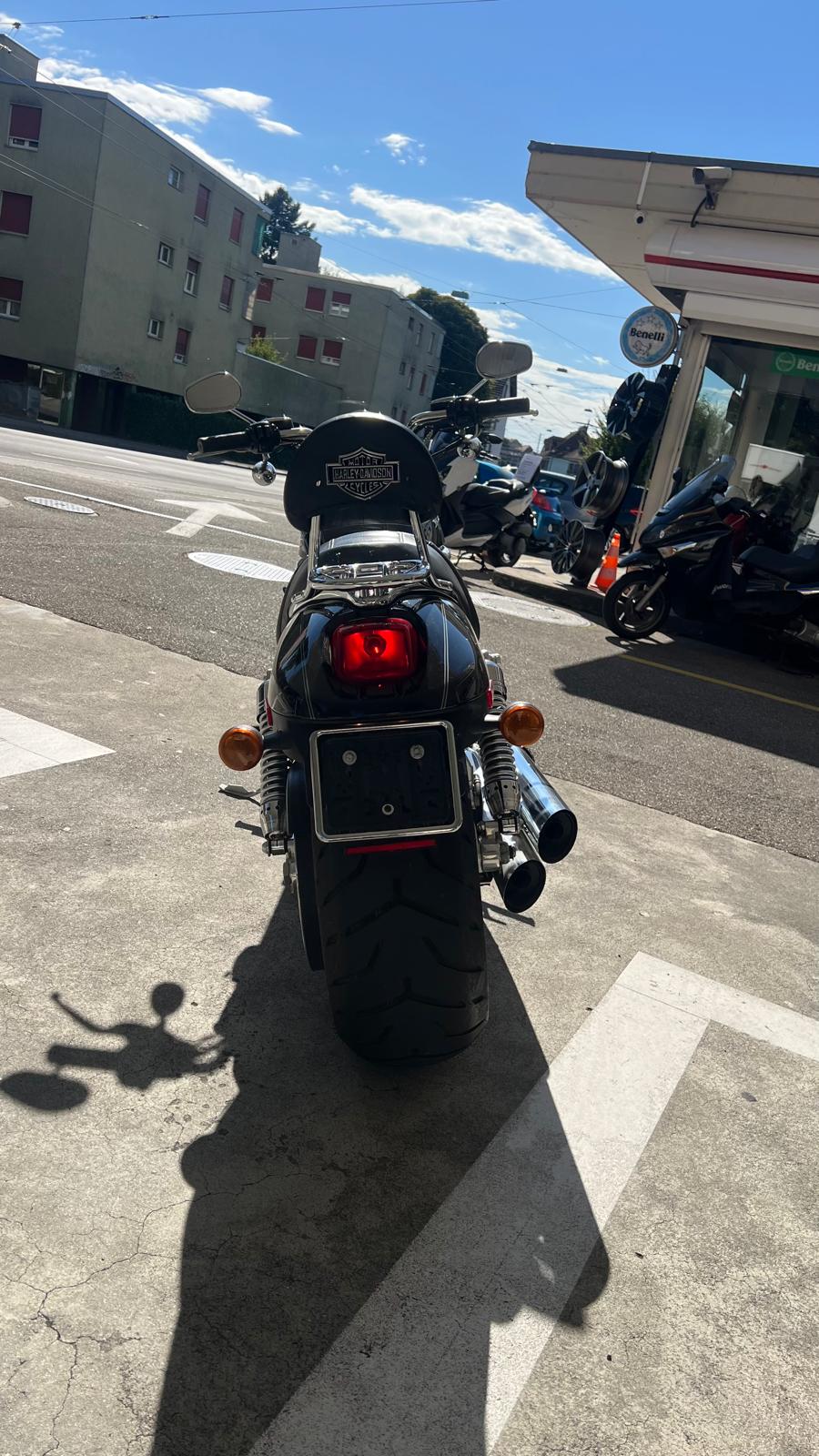 HARLEY-DAVIDSON VRSCAW V-Rod ABS-image-3