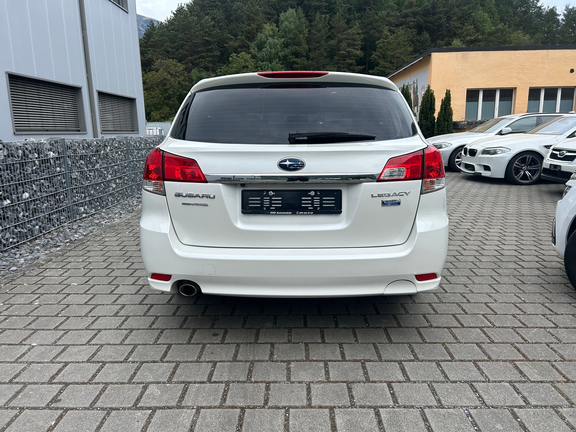 SUBARU Legacy 2.0D Swiss Special AWD-image-4