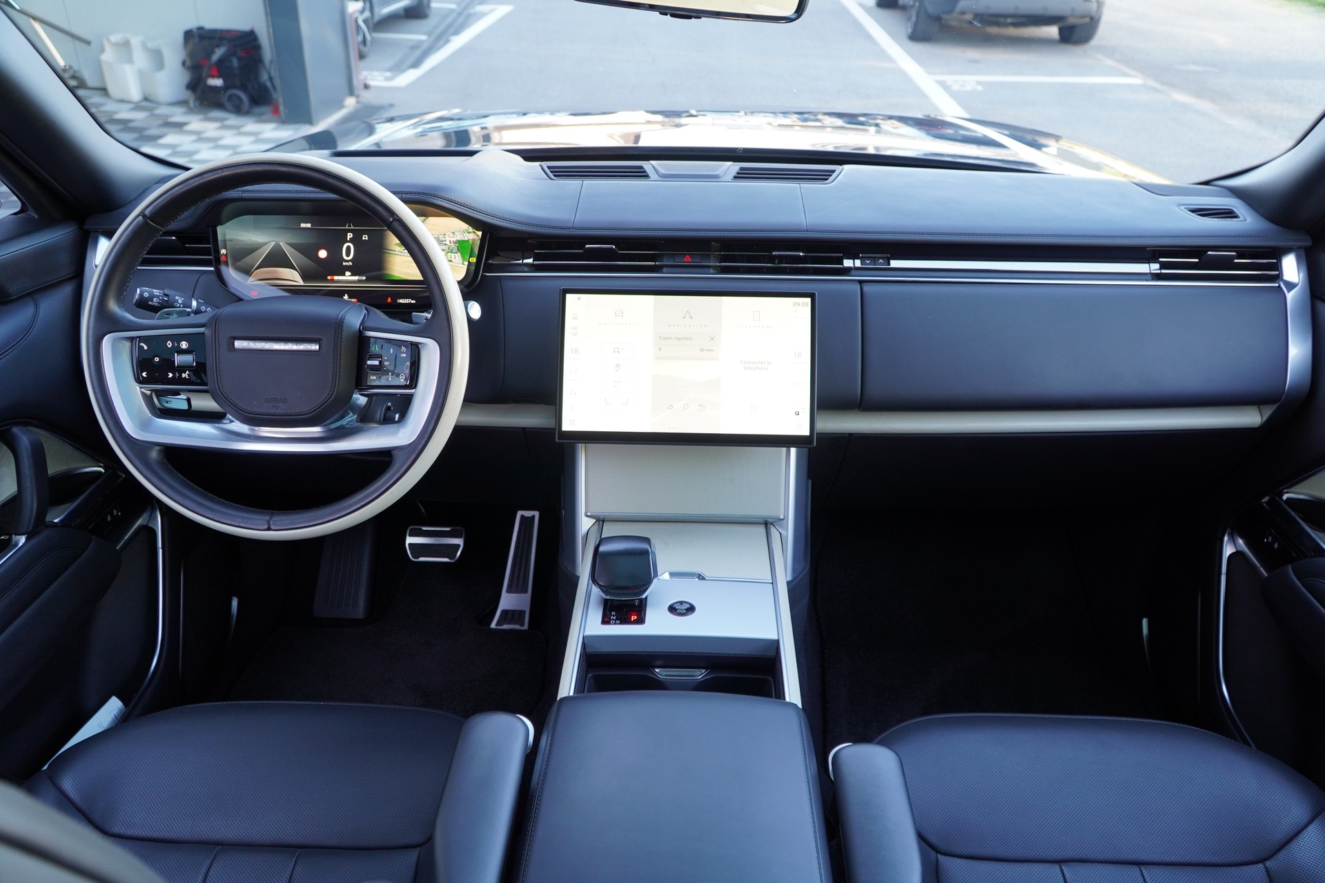 LAND ROVER Range Rover P615 4.4 V8 SV Automatic-image-8