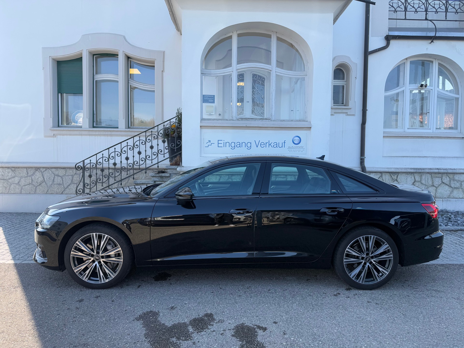 AUDI A6 3.0 55 TFSI Sport quattro S-Tronic-showroom-element-2