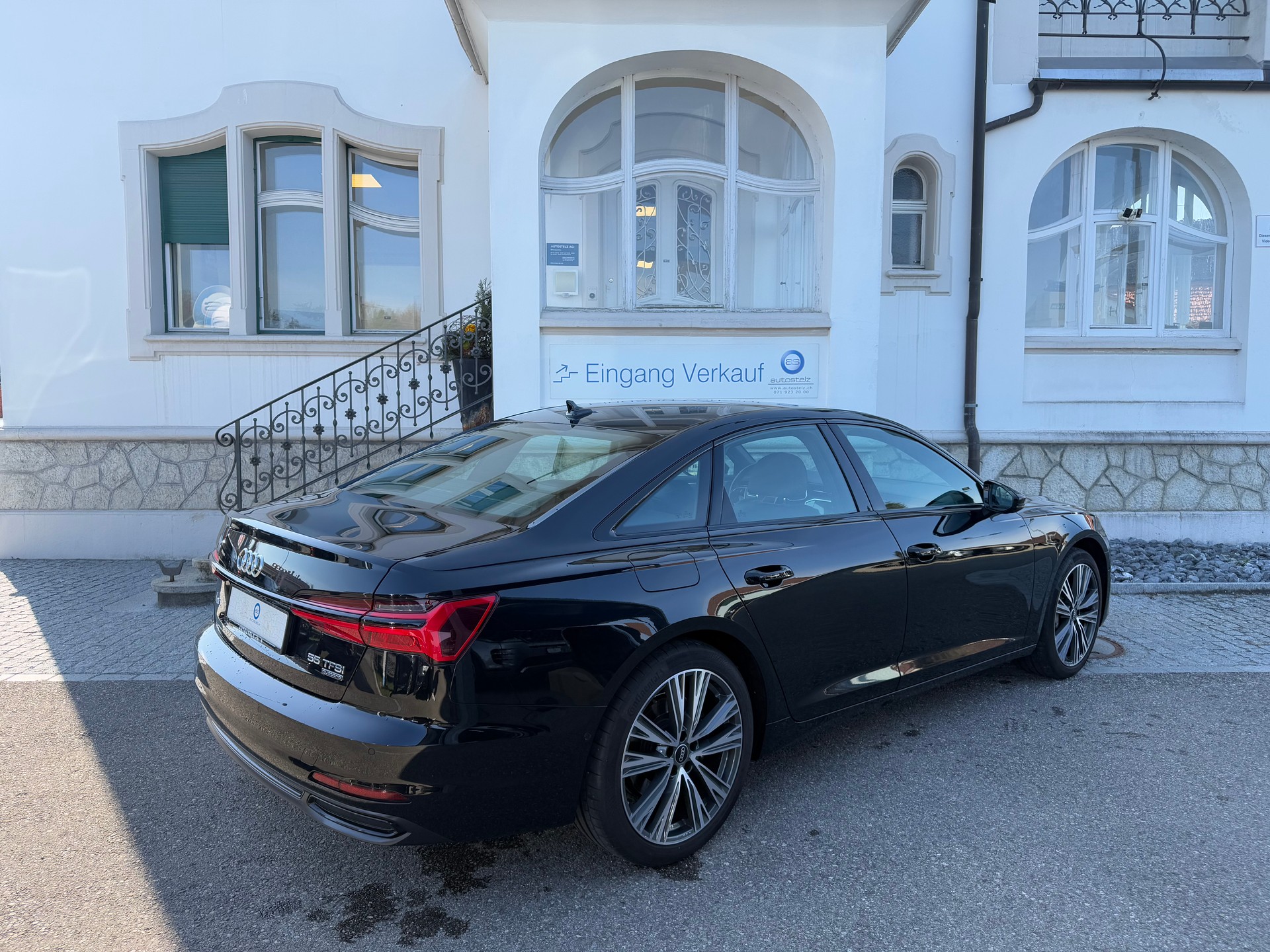 AUDI A6 3.0 55 TFSI Sport quattro S-Tronic-showroom-element-3