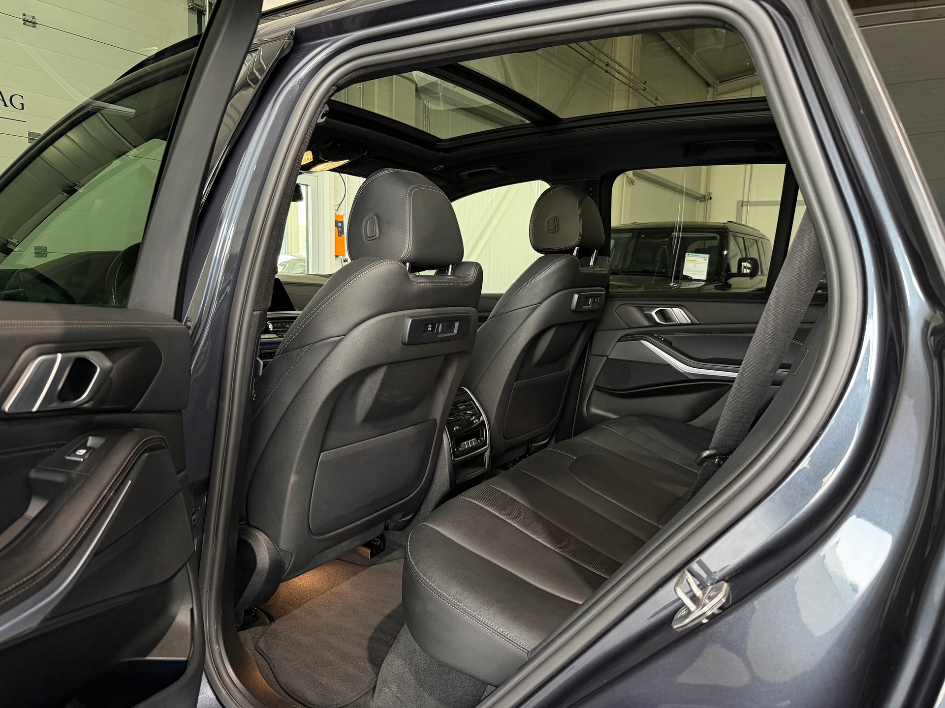BMW X5 xDrive 48V 40d M Sport Steptronic (AHK 3.5T)-image-21