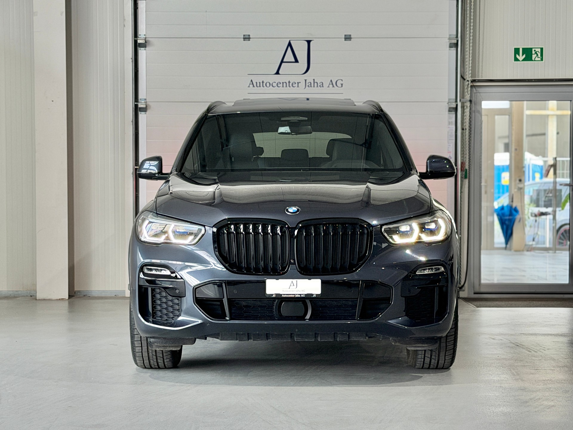 BMW X5 xDrive 48V 40d M Sport Steptronic (AHK 3.5T)-showroom-element-2