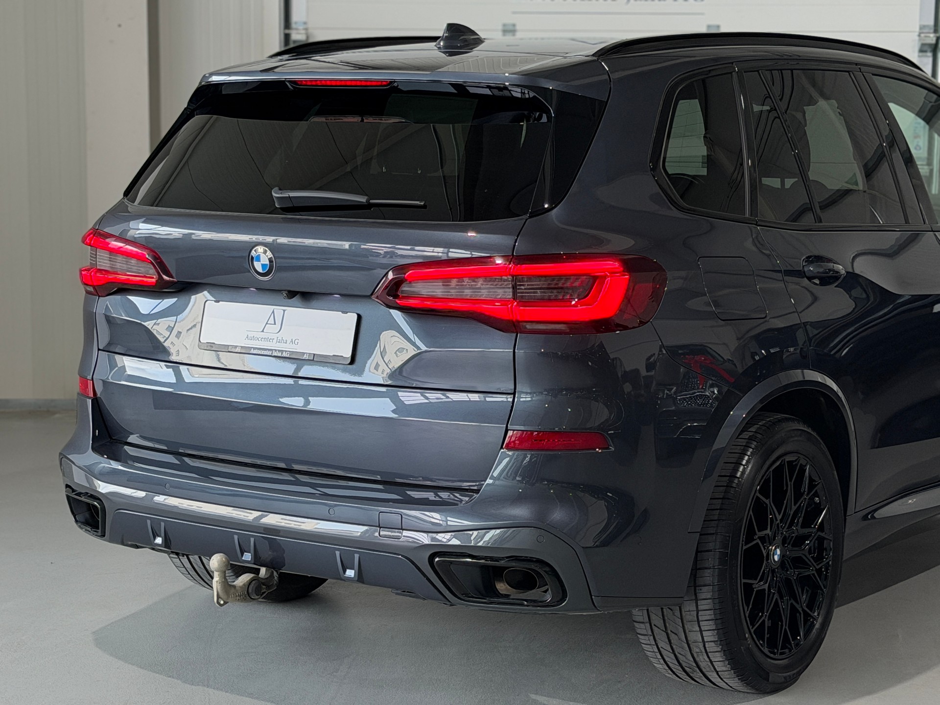 BMW X5 xDrive 48V 40d M Sport Steptronic (AHK 3.5T)-image-6