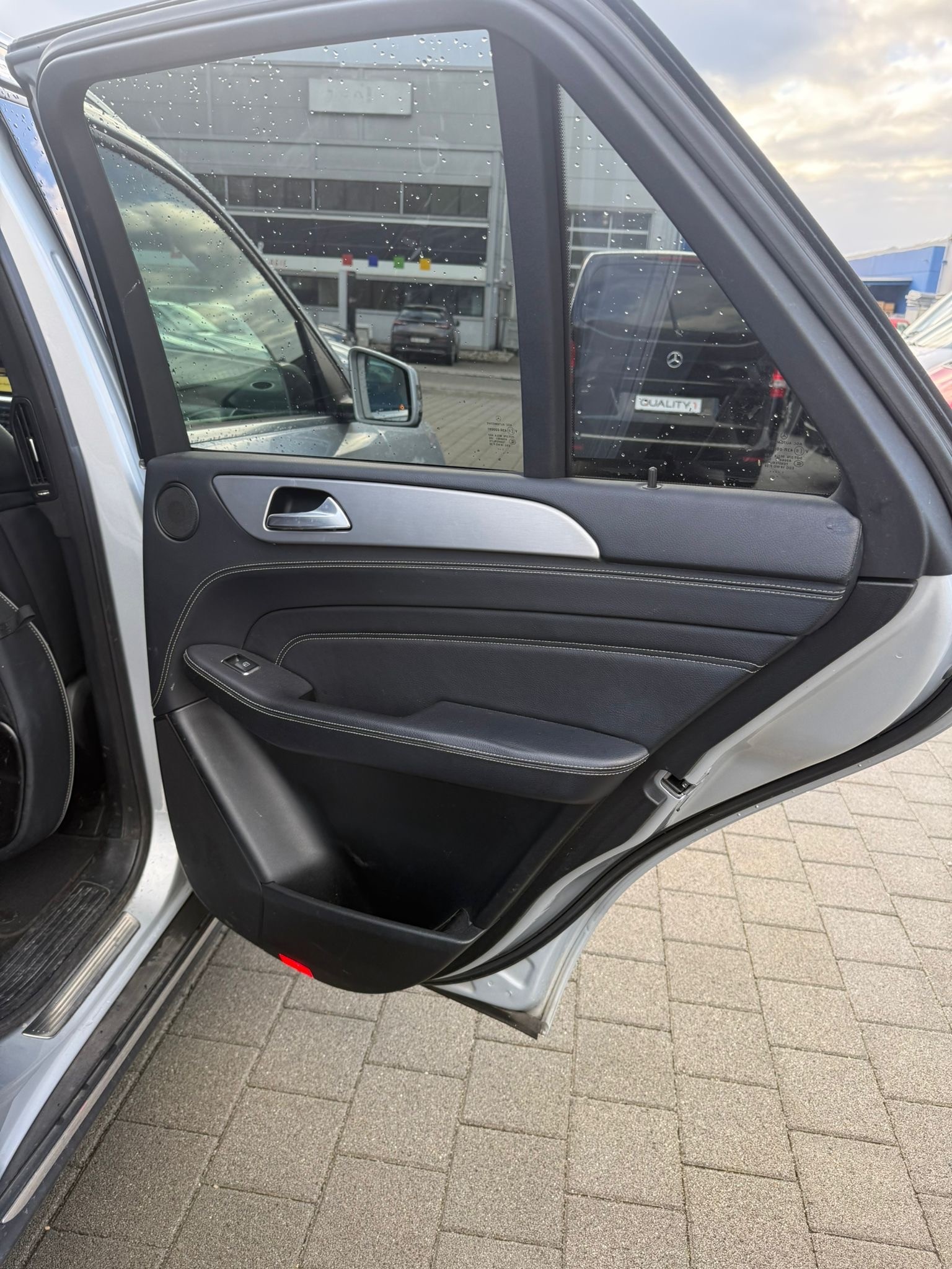 MERCEDES-BENZ ML 350 BlueTEC 4Matic 7G-Tronic-image-21