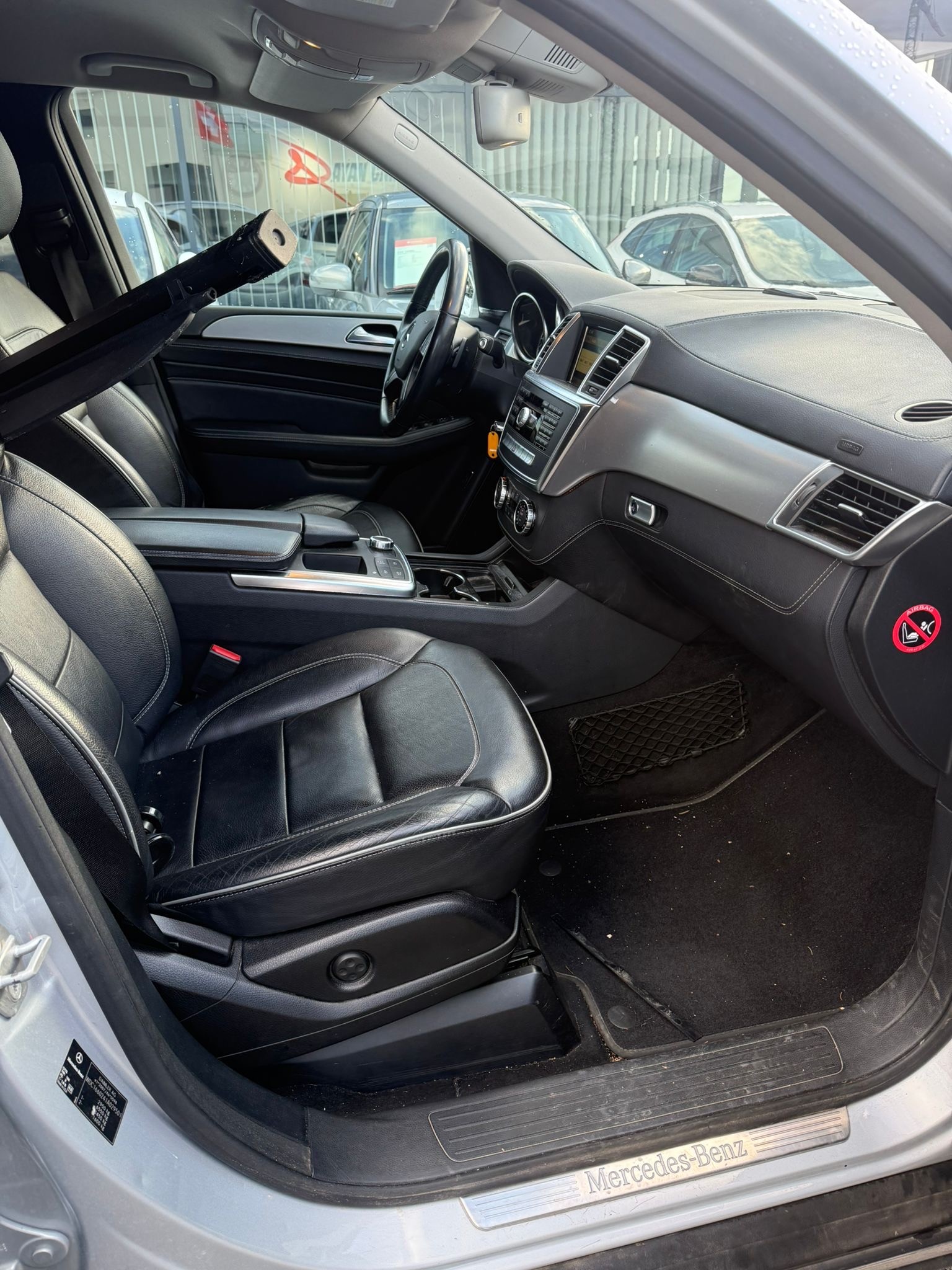 MERCEDES-BENZ ML 350 BlueTEC 4Matic 7G-Tronic-image-18