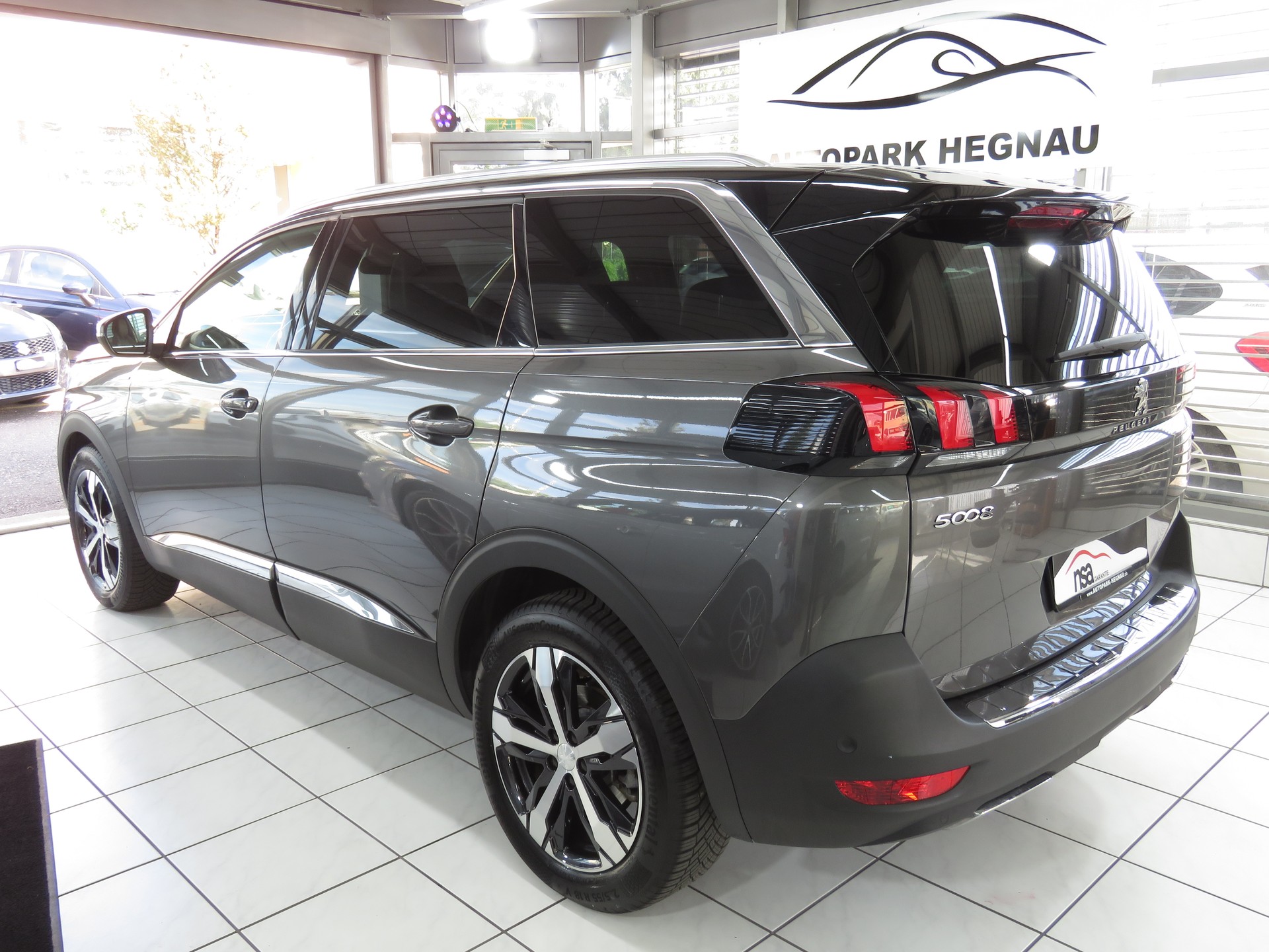 PEUGEOT 5008 1.5 BlueHDi GT Line EAT (Automat, 7-Plätzer)-image-5