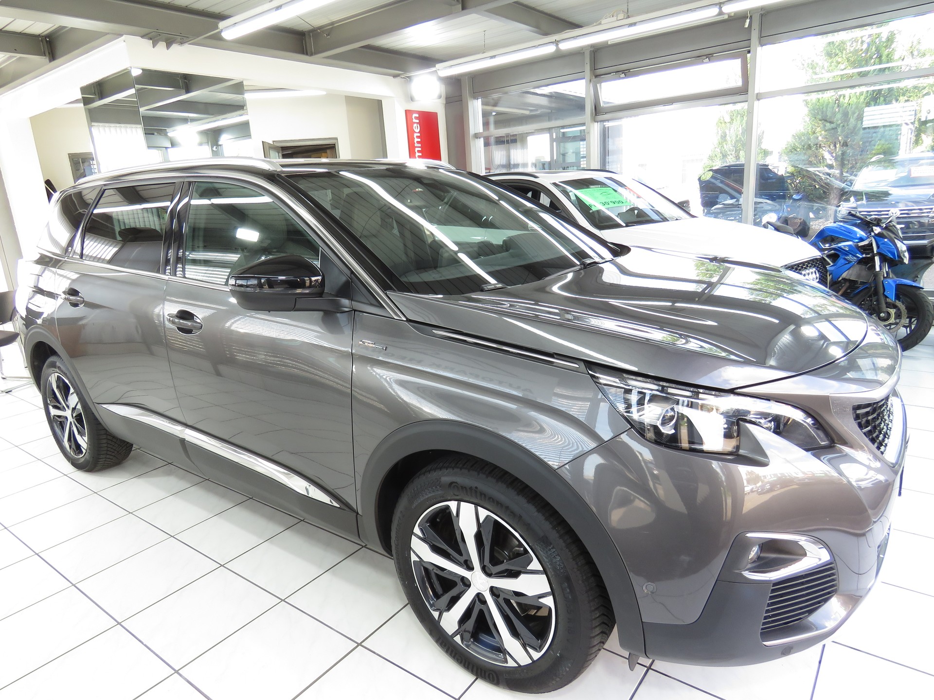 PEUGEOT 5008 1.5 BlueHDi GT Line EAT (Automat, 7-Plätzer)-image-2