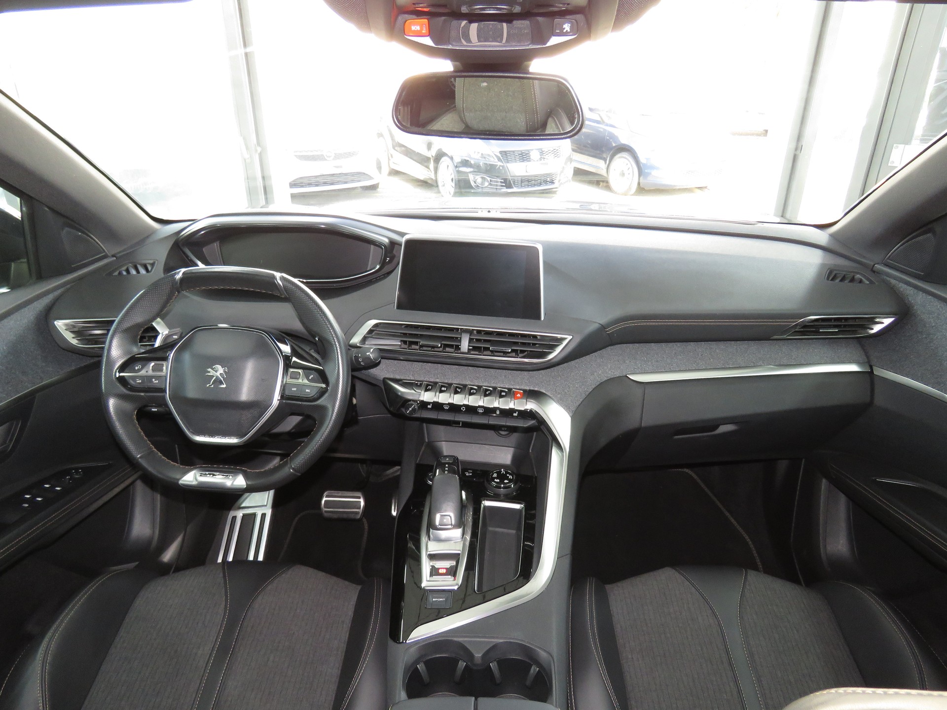PEUGEOT 5008 1.5 BlueHDi GT Line EAT (Automat, 7-Plätzer)-image-15