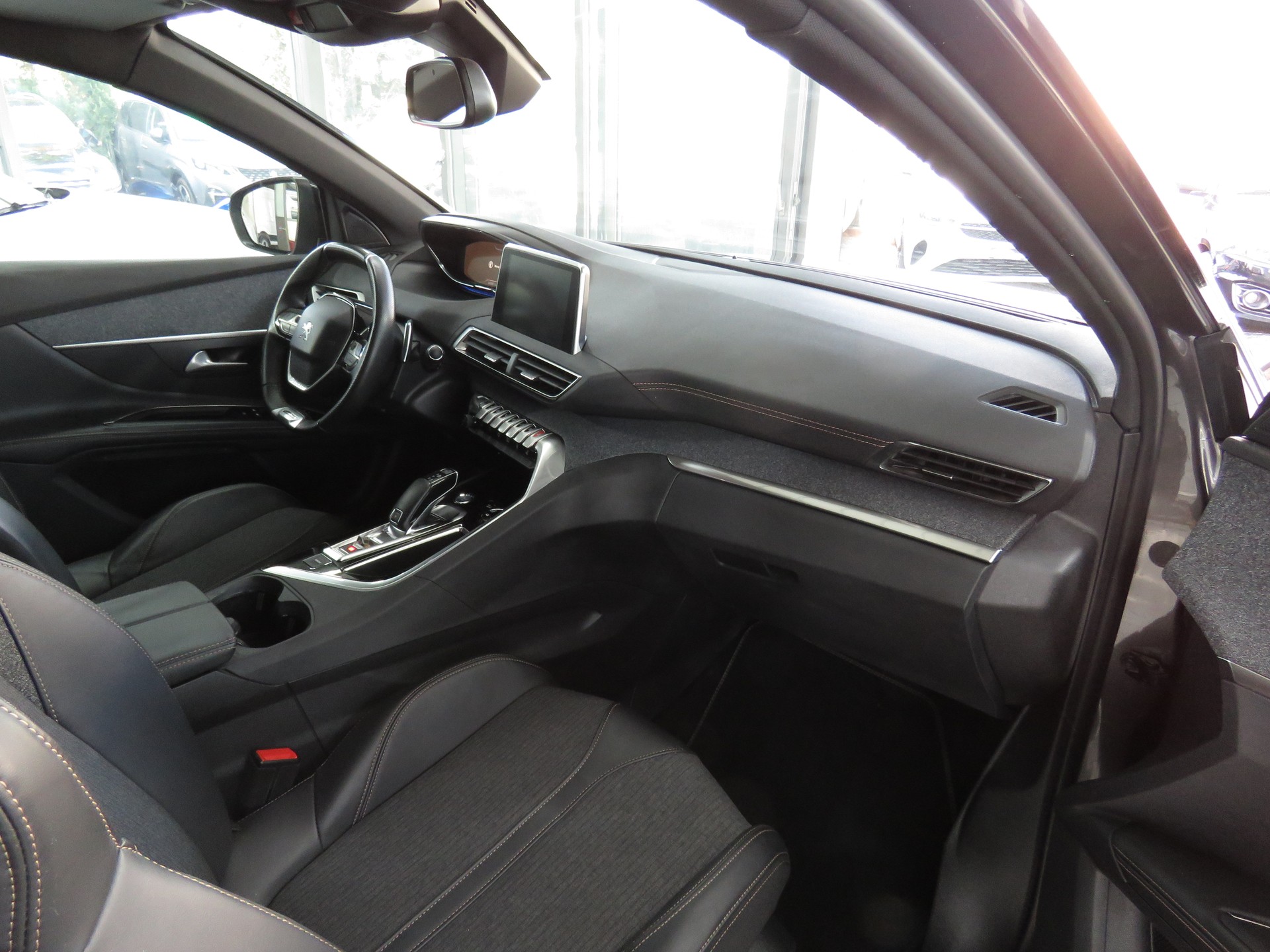 PEUGEOT 5008 1.5 BlueHDi GT Line EAT (Automat, 7-Plätzer)-image-10