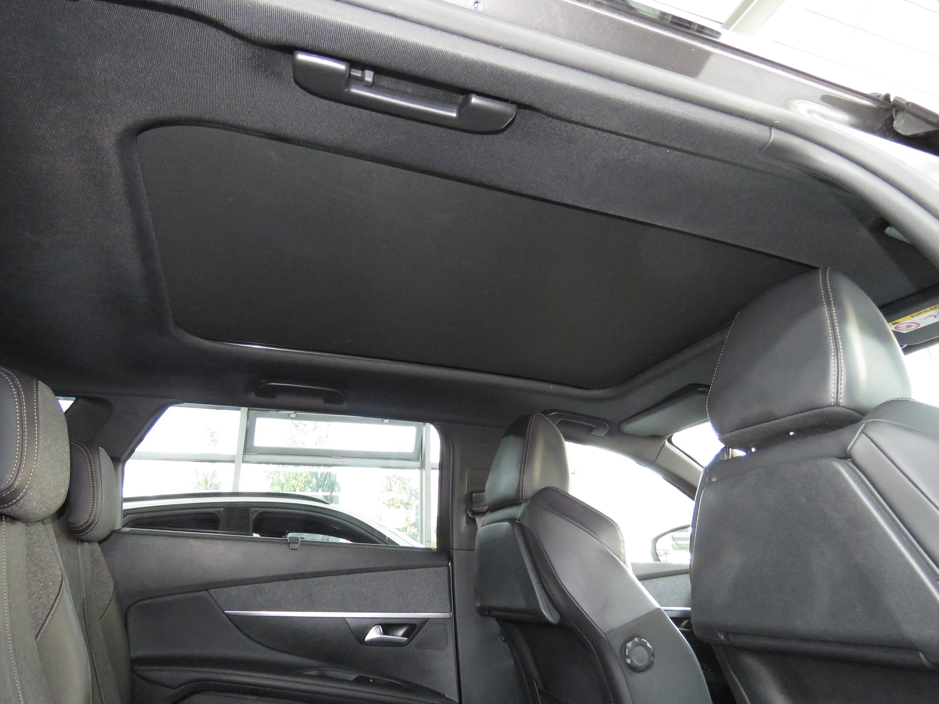 PEUGEOT 5008 1.5 BlueHDi GT Line EAT (Automat, 7-Plätzer)-image-13