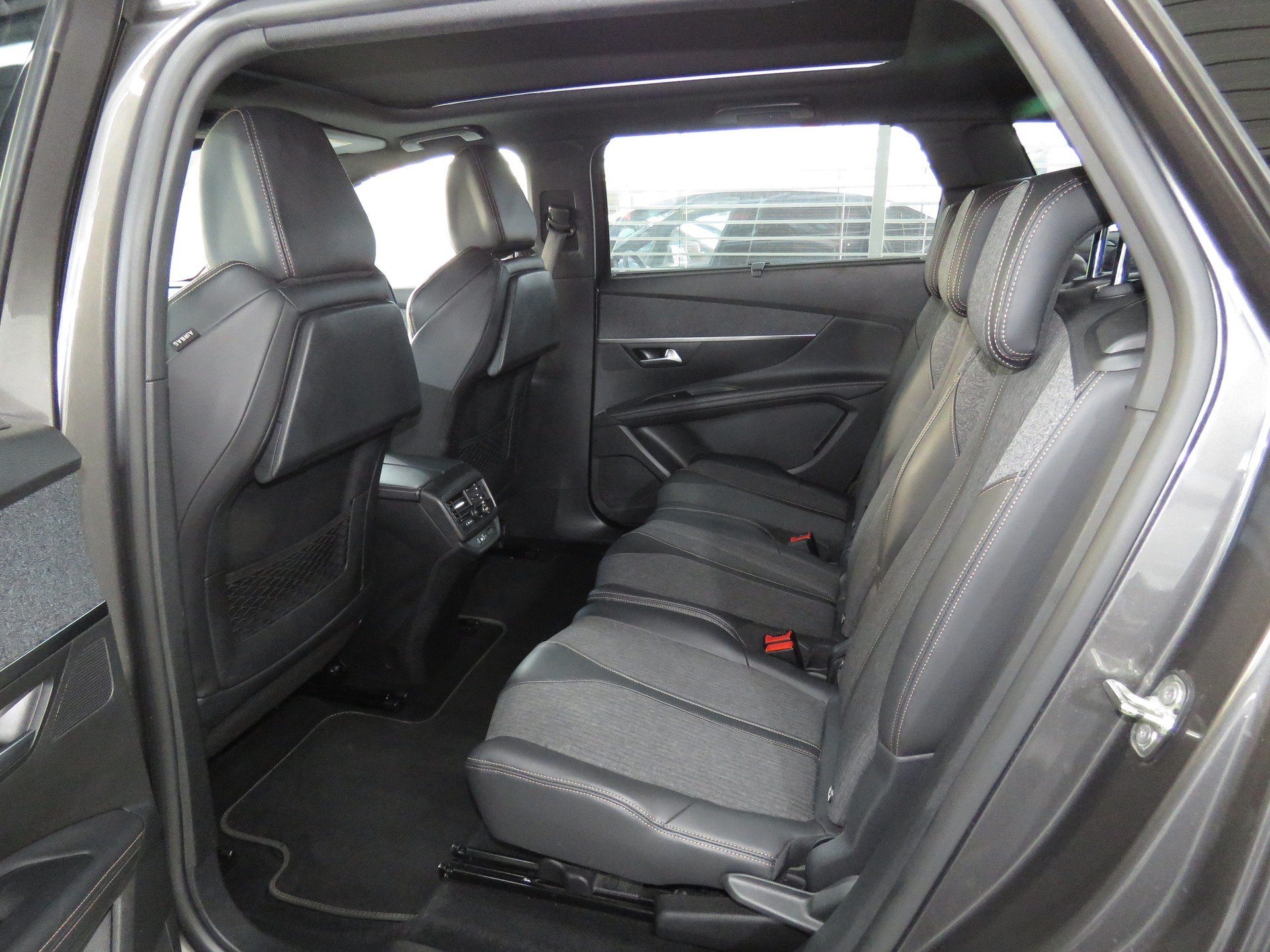 PEUGEOT 5008 1.5 BlueHDi GT Line EAT (Automat, 7-Plätzer)-image-8