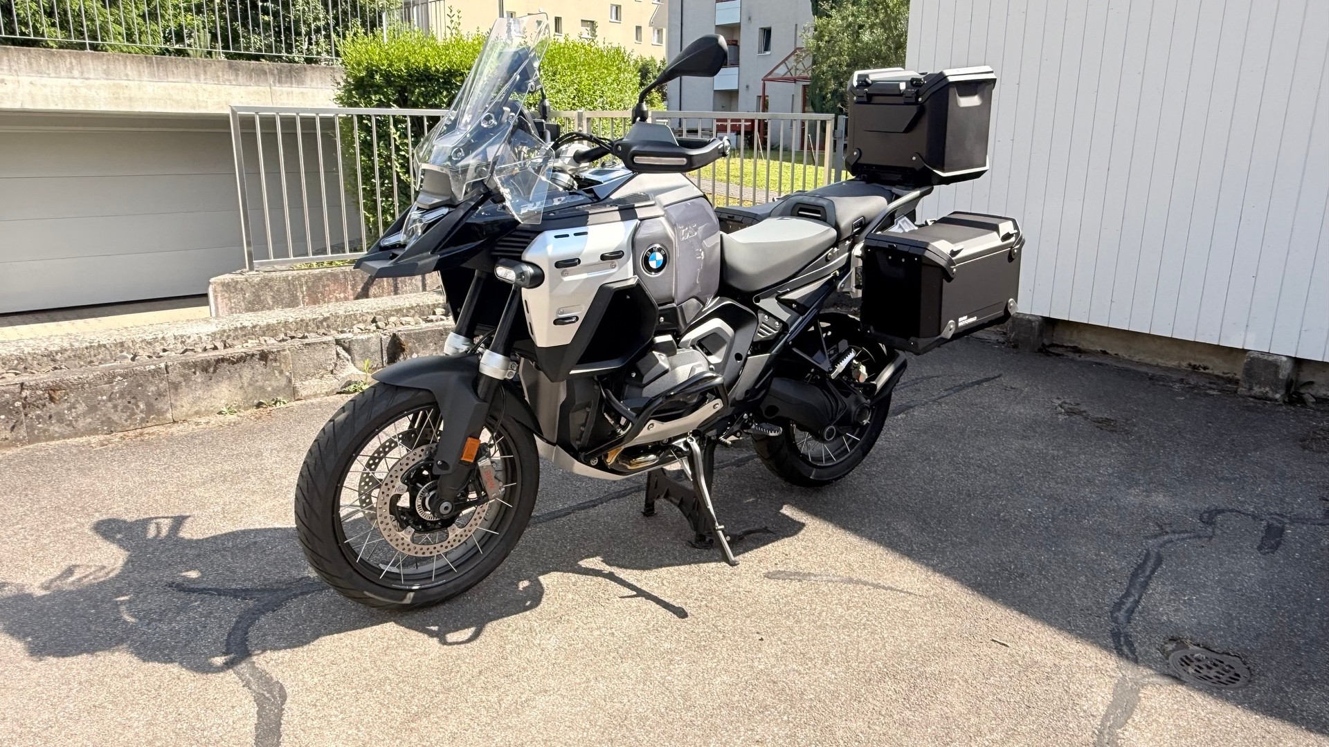 BMW R 1300 GS Adventure-image-0