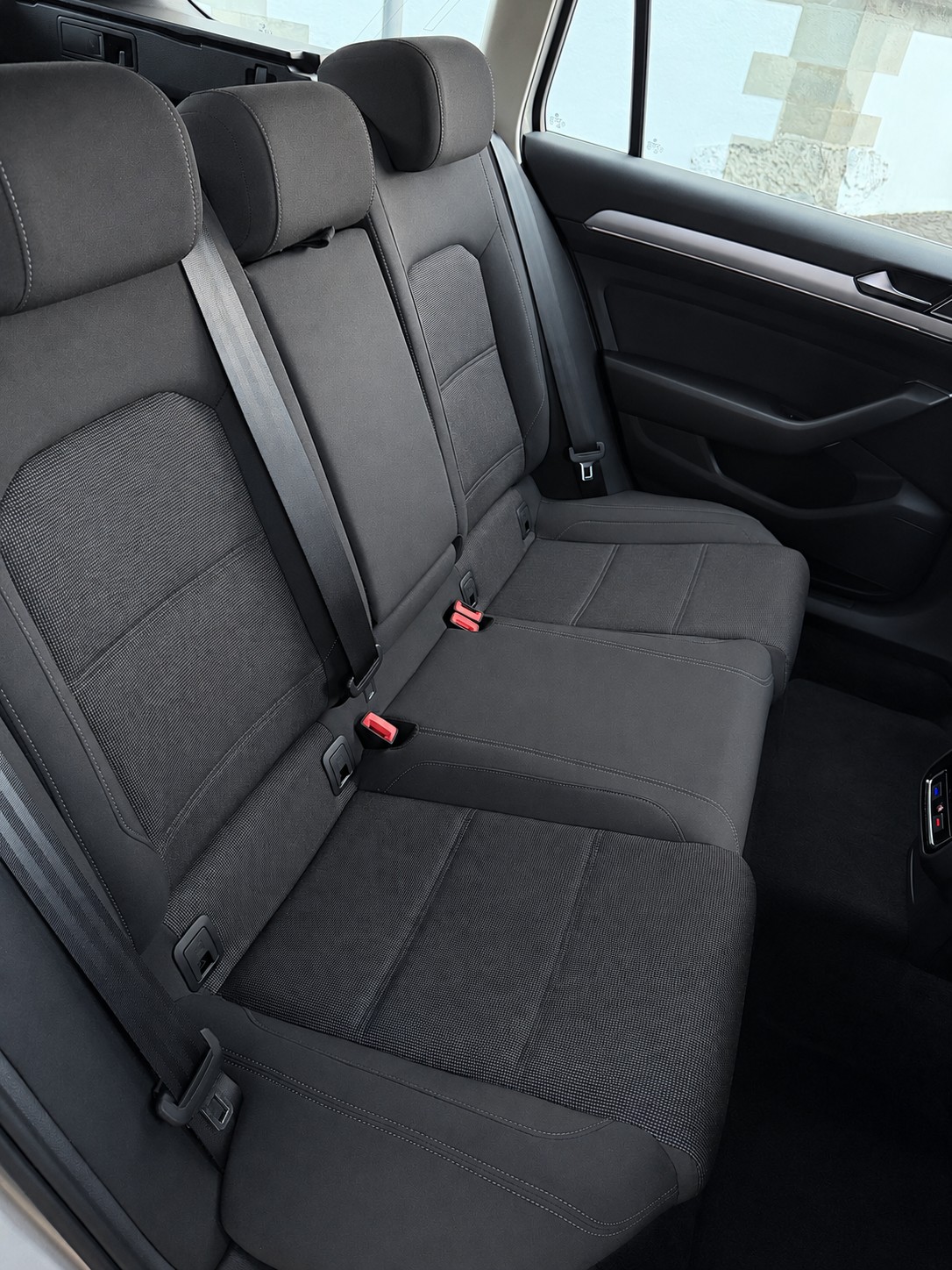 VW Passat Variant 1.8 TSI BMT DSG /Nur 20k Kilometer / 1 Hand /Frisch ab MFK / Frisch ab Service / 36 Monate Garantie exkl. /-image-15