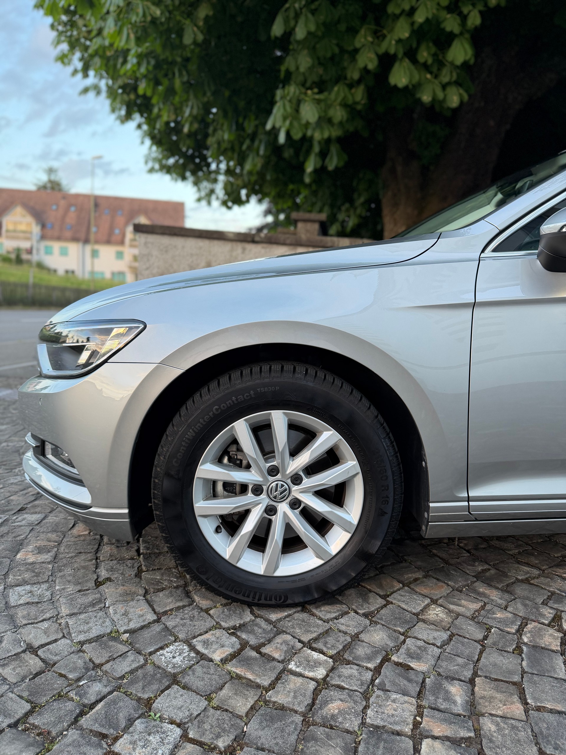 VW Passat Variant 1.8 TSI BMT DSG /Nur 20k Kilometer / 1 Hand /Frisch ab MFK / Frisch ab Service / 36 Monate Garantie exkl. /-image-7