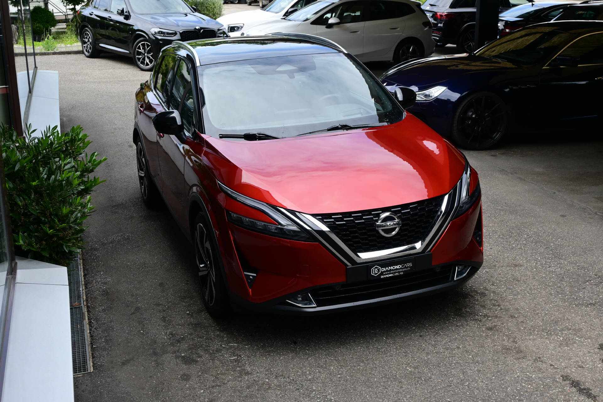 NISSAN Qashqai 1.3 DIG-T Tekna+ 4x4-showroom-element-2