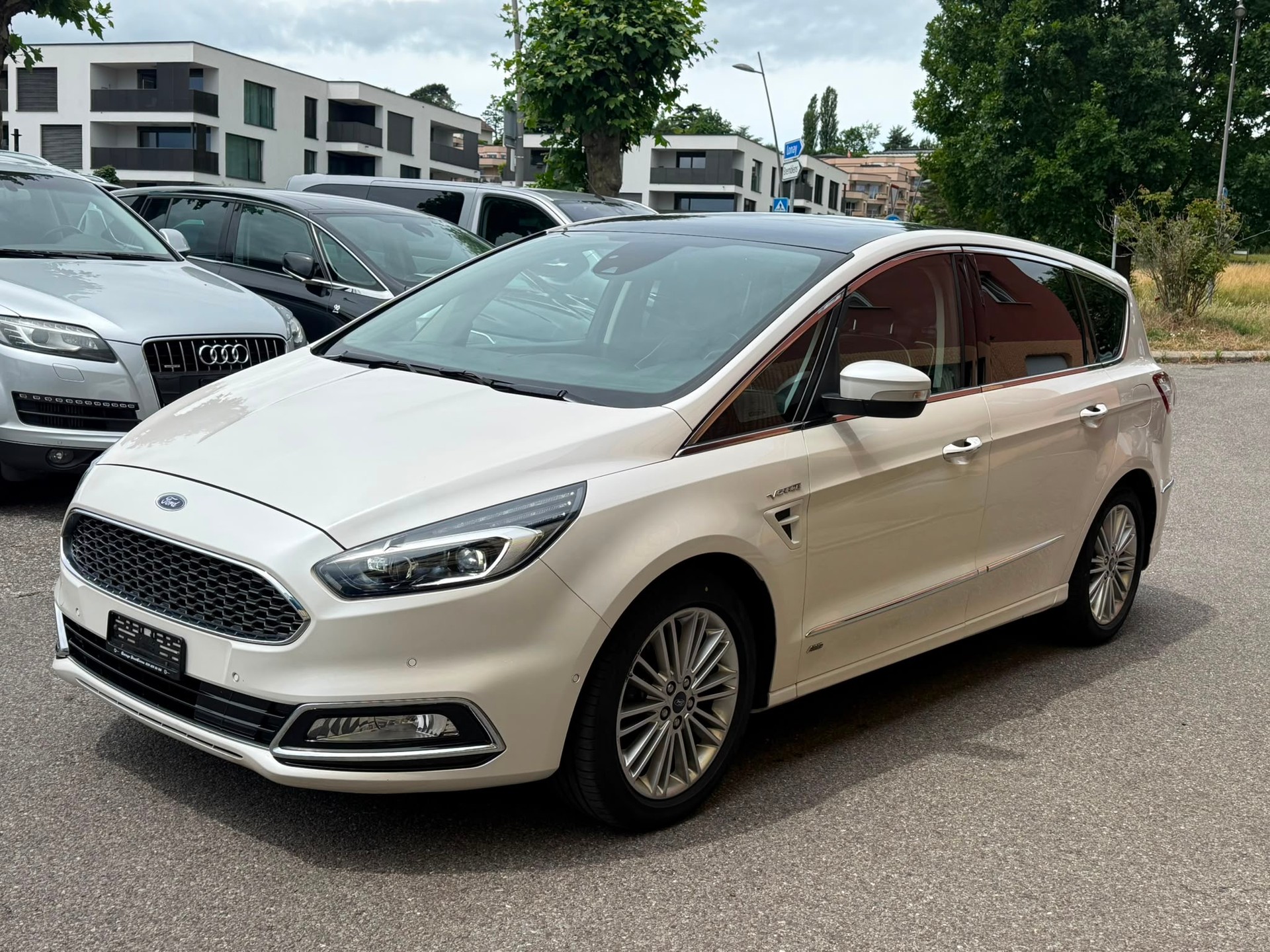 FORD S-Max 2.0 TDCi Vignale AWD Automatic-image-5