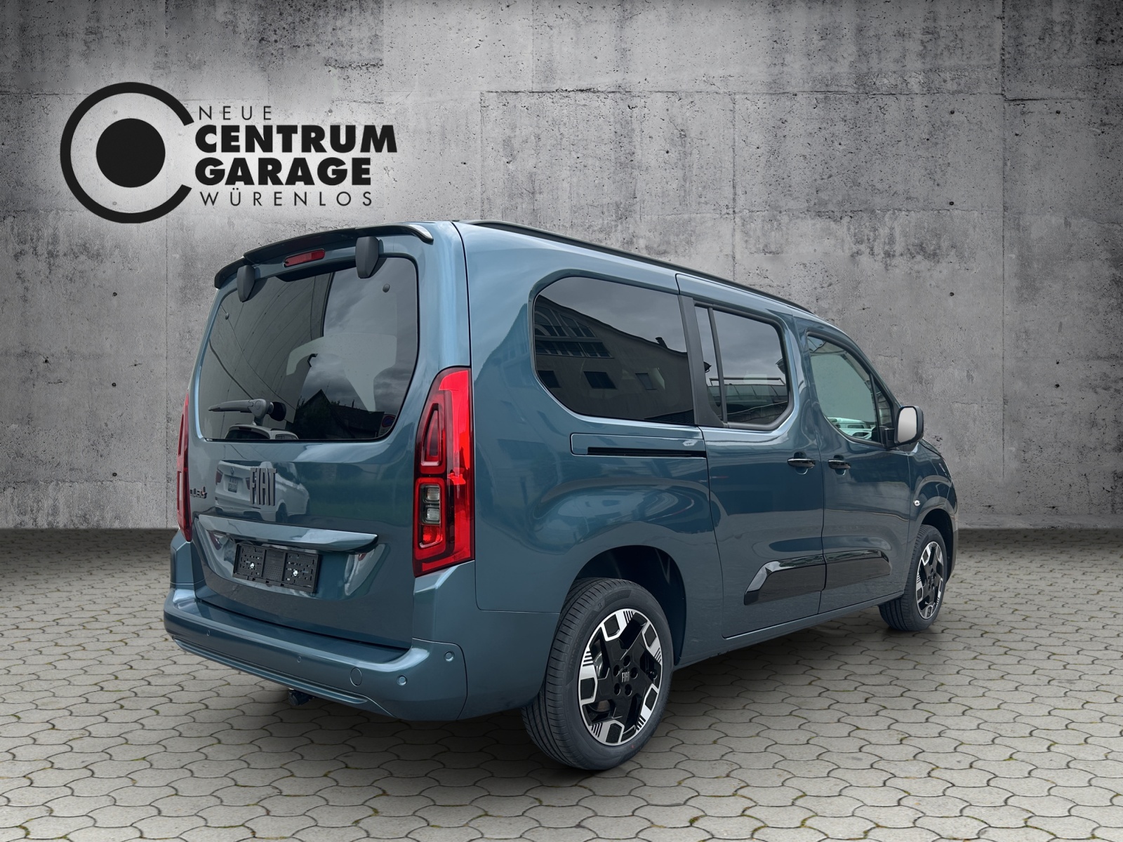 FIAT Qubo L La Prima-showroom-element-3