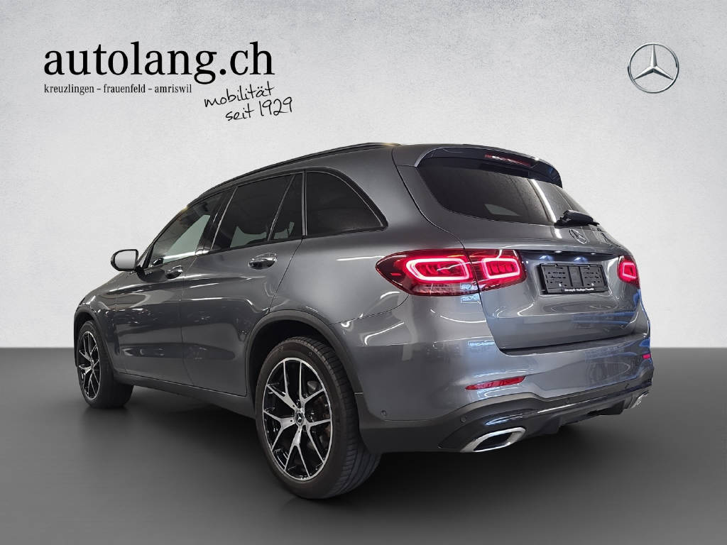 MERCEDES-BENZ GLC 220 d AMG Line 4Matic-showroom-element-2
