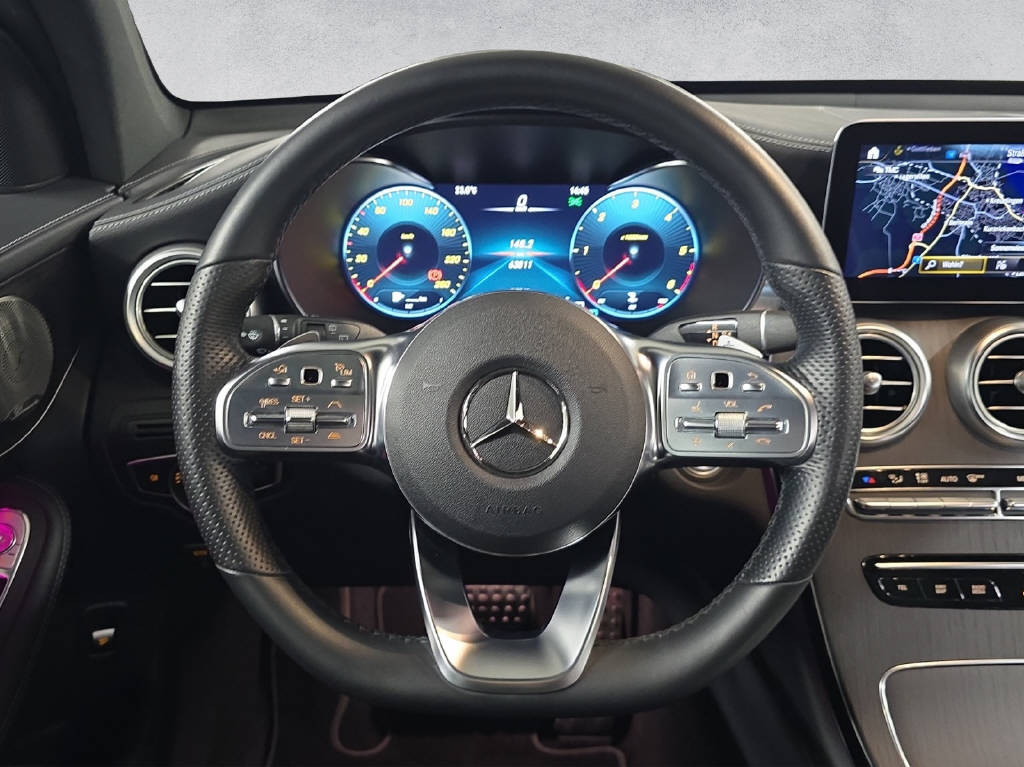 MERCEDES-BENZ GLC 220 d AMG Line 4Matic-image-11