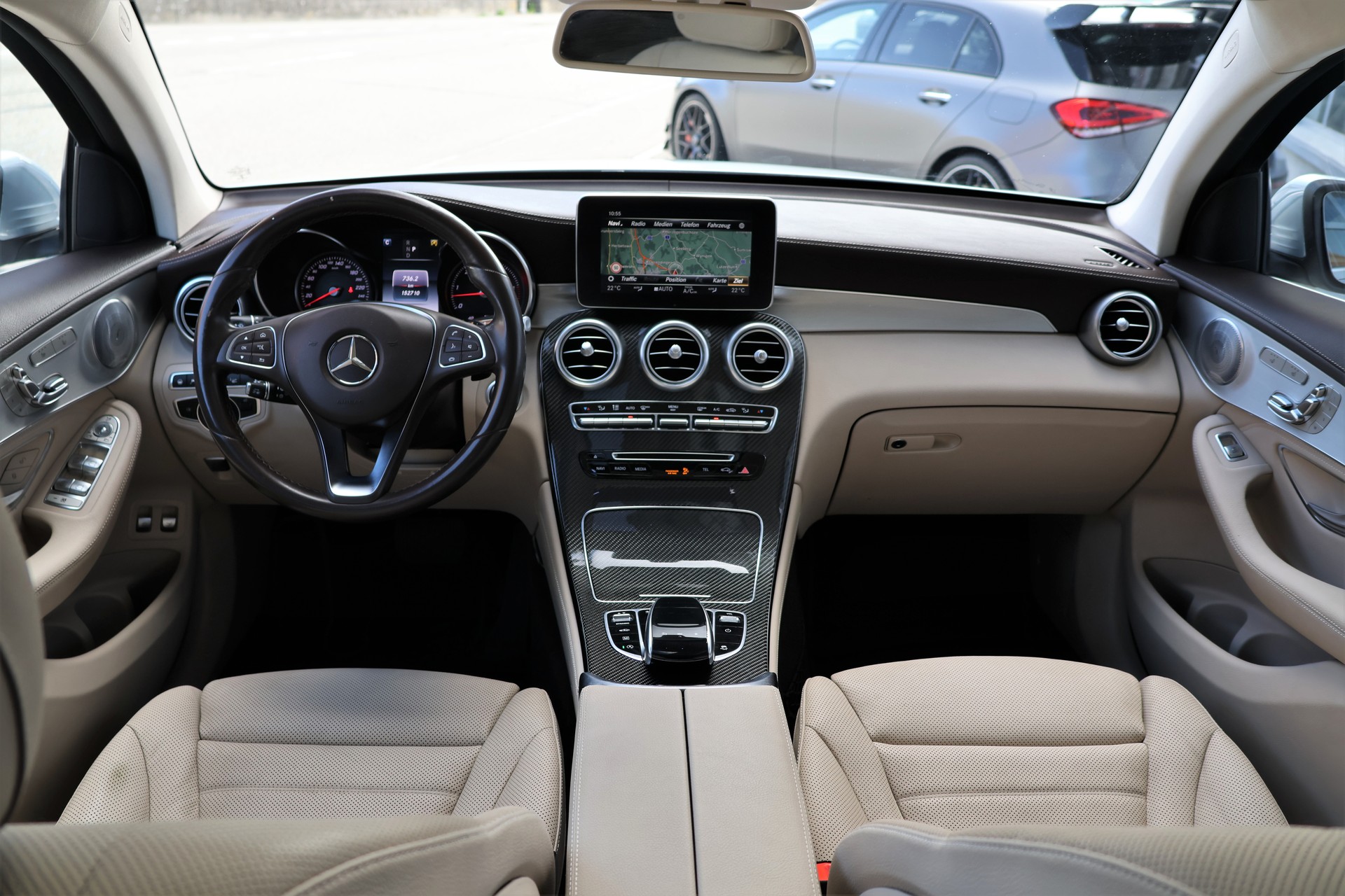 MERCEDES-BENZ GLC Coupé 350 d AMG Line 4Matic 9G-Tronic (CH)-image-14
