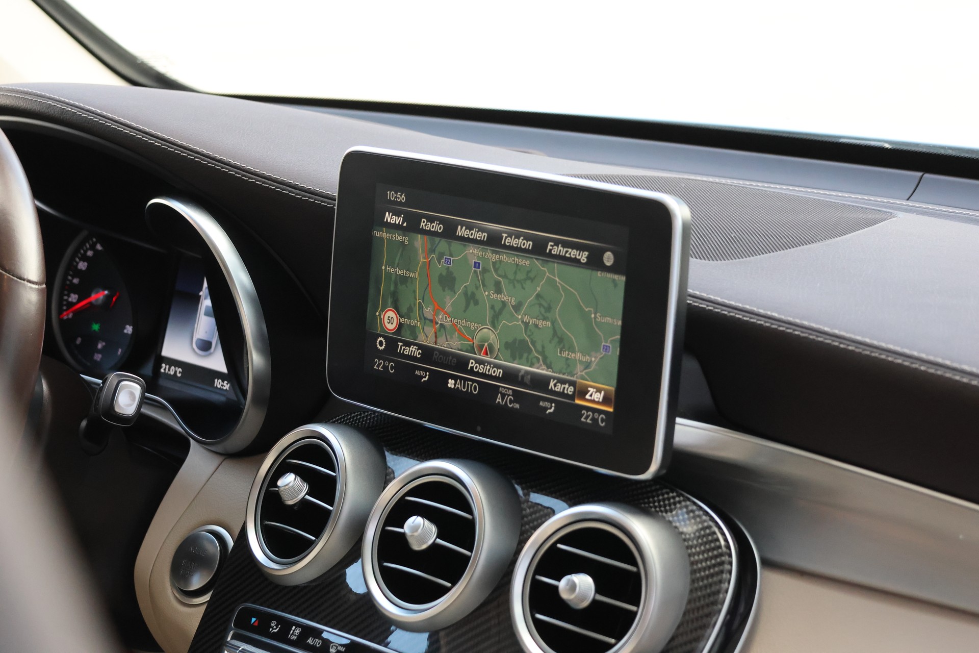 MERCEDES-BENZ GLC Coupé 350 d AMG Line 4Matic 9G-Tronic (CH)-image-19