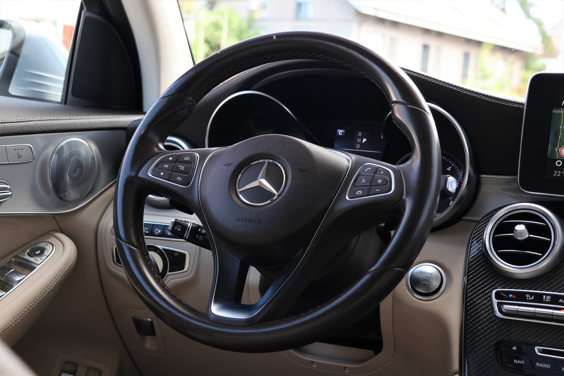 MERCEDES-BENZ GLC Coupé 350 d AMG Line 4Matic 9G-Tronic (CH)-image-13