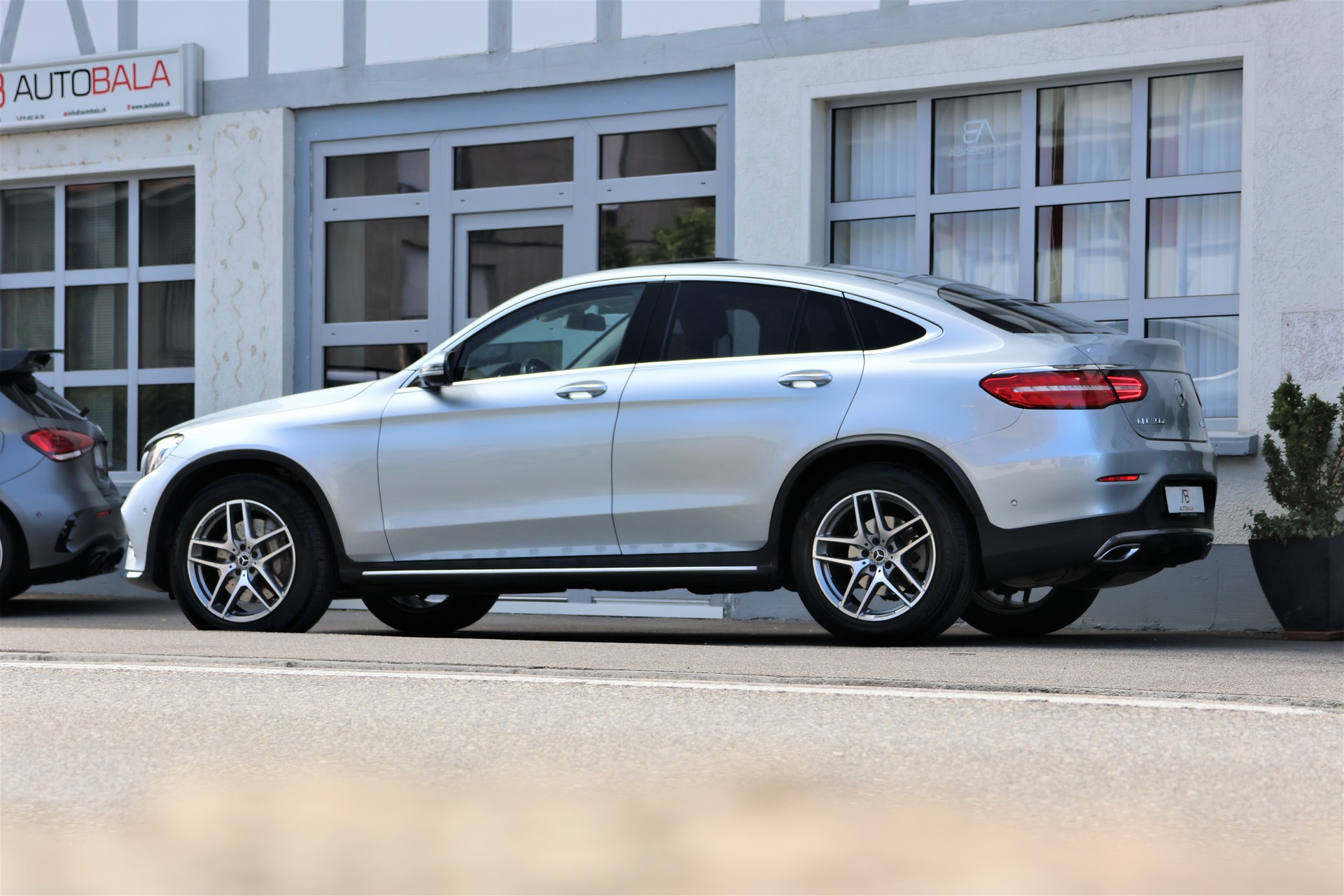 MERCEDES-BENZ GLC Coupé 350 d AMG Line 4Matic 9G-Tronic (CH)-showroom-element-3