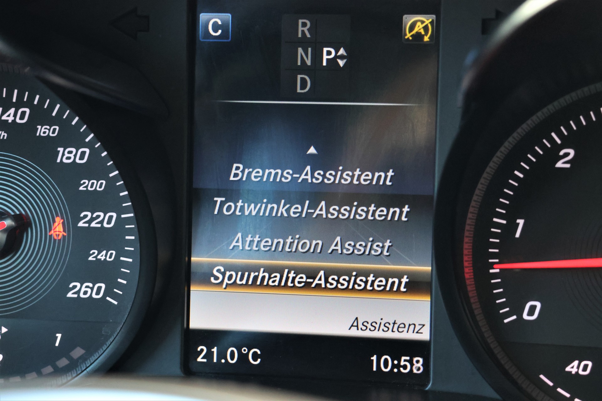 MERCEDES-BENZ GLC Coupé 350 d AMG Line 4Matic 9G-Tronic (CH)-image-25