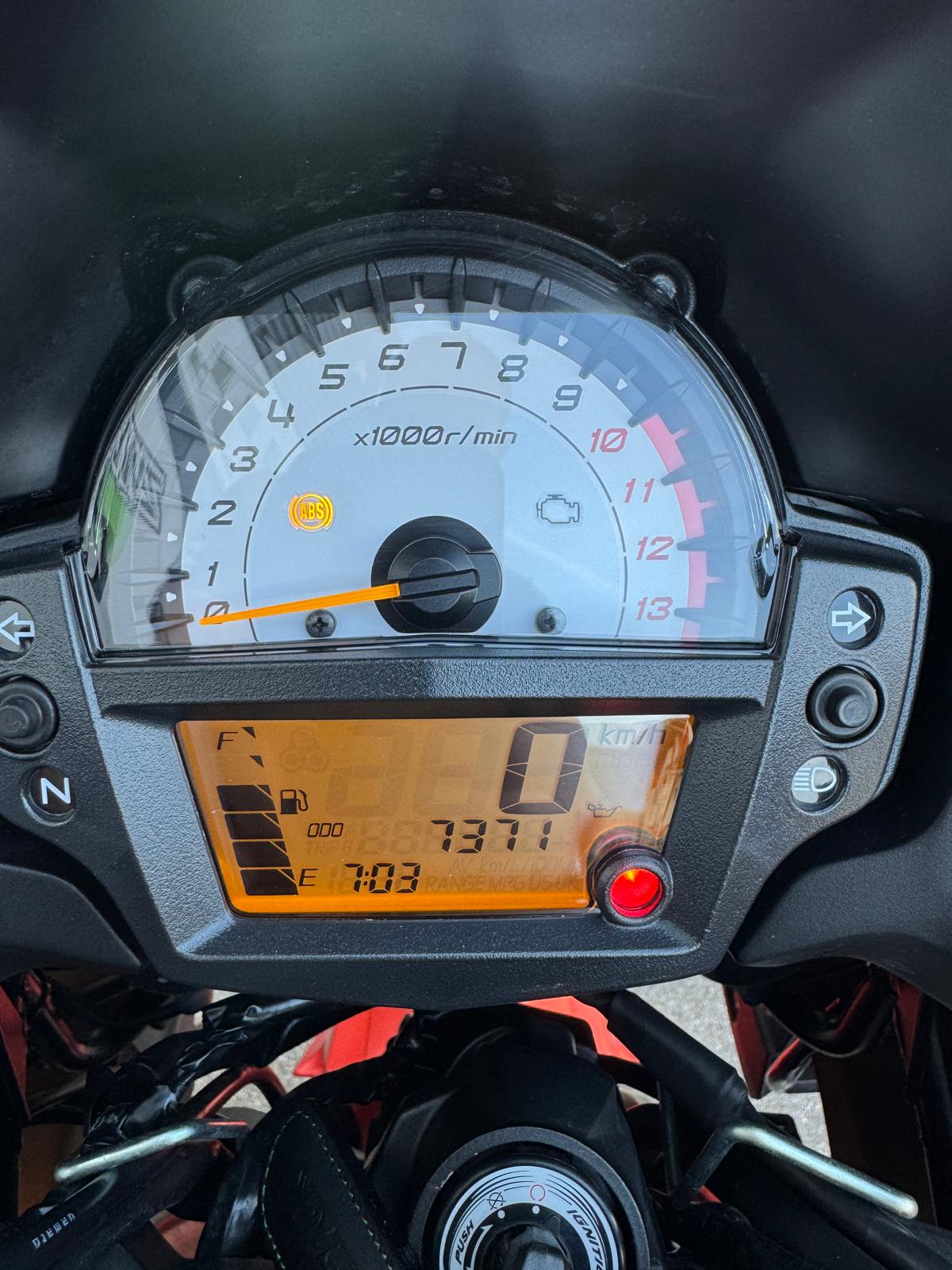 KAWASAKI Versys 650 ABS Tourer-image-4