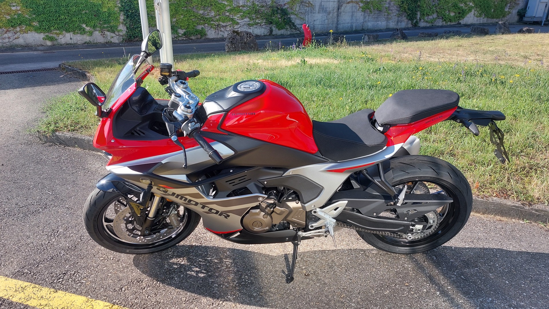 QJ SRK 600 RS (35kW)-image-0