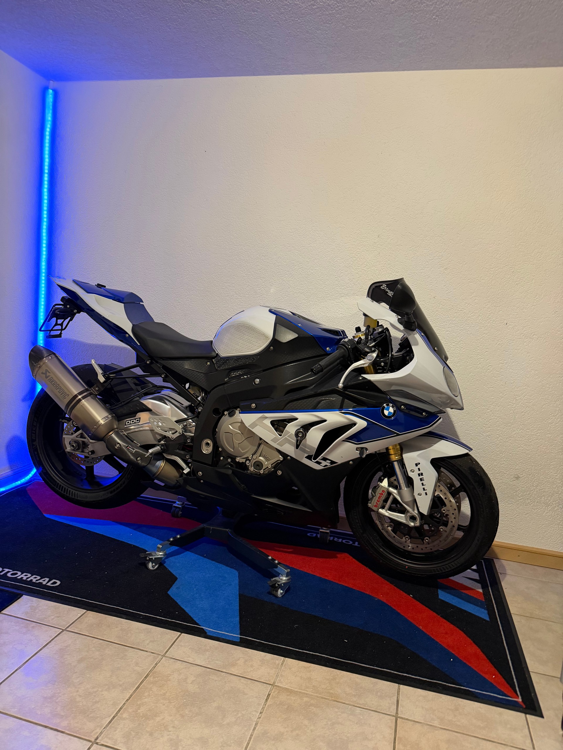 BMW HP4 ABS + DTC-image-0