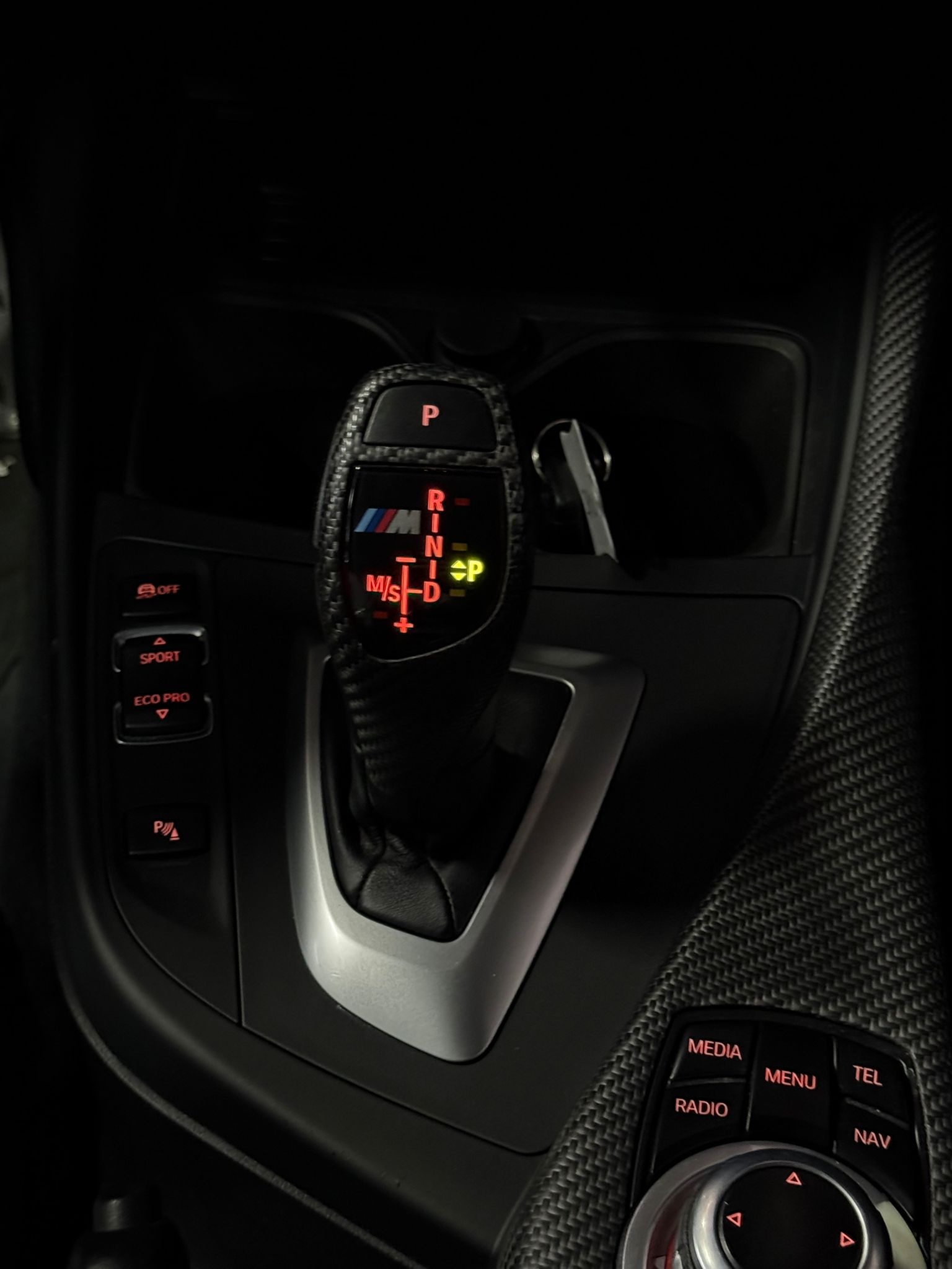 BMW M135i xDrive Steptronic-image-15